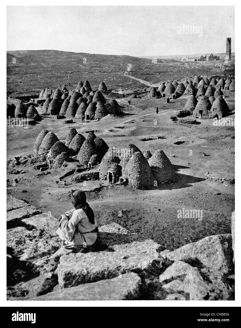 D'abord publié 1914 Tribus Harran Village Turquie Bee Hive Banque D'Images