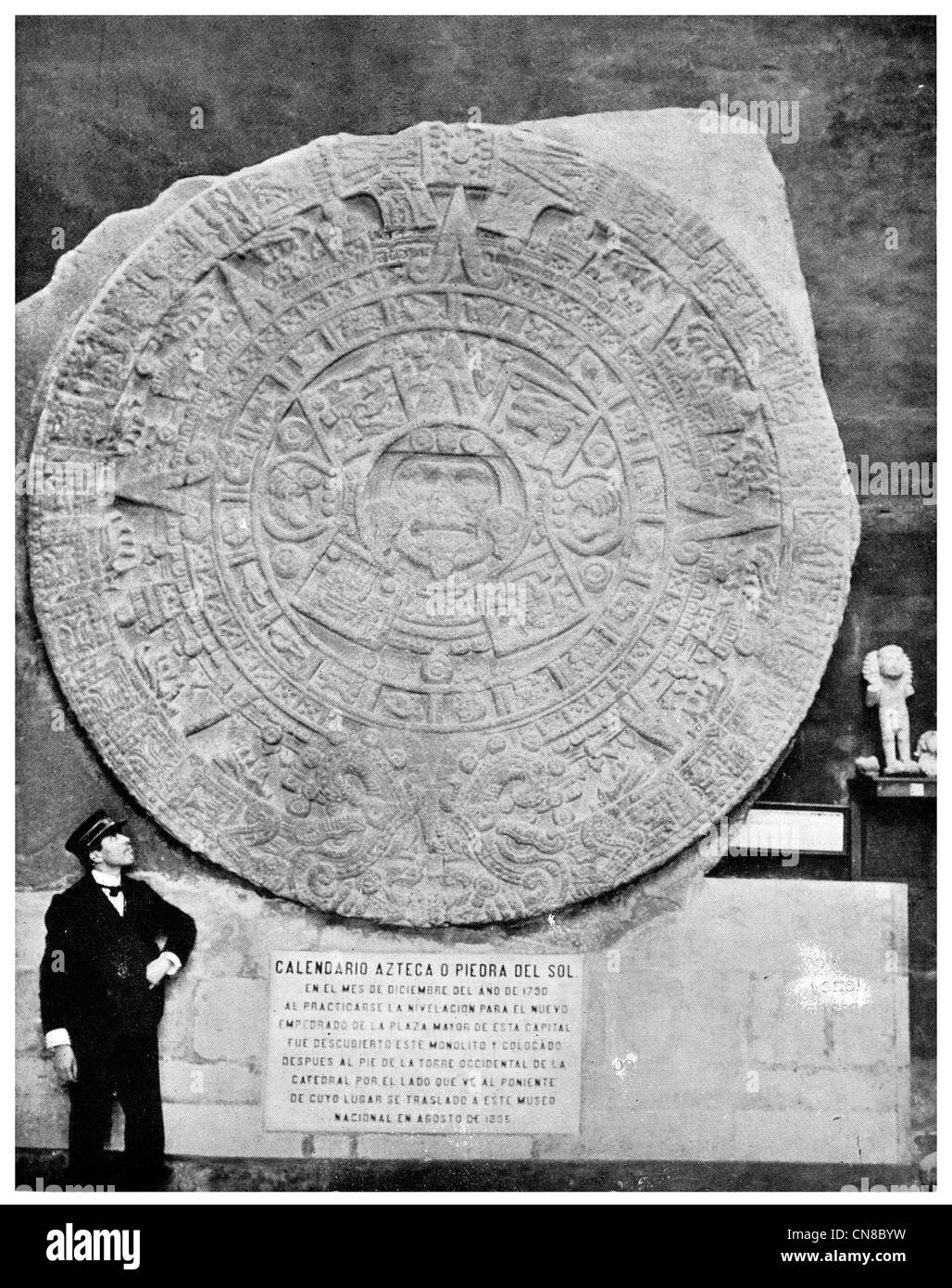 D'abord publié 1914 Calendrier Aztèque Mexique place de la cathédrale en pierre calendrier Banque D'Images