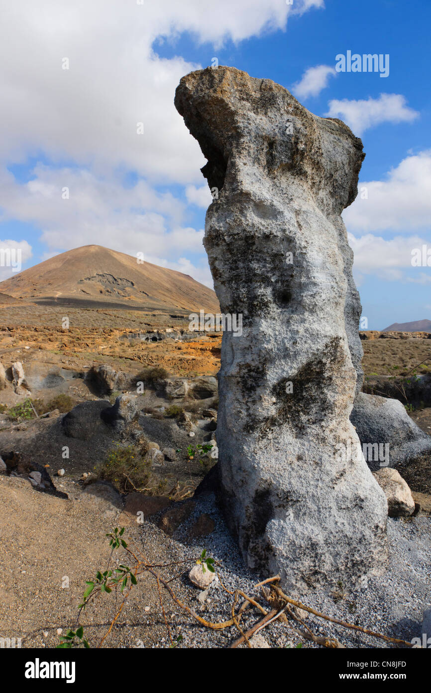 Lanzarote - paysage de lave sur la Calle del candil, près de El Majon. Emplacement pour off-road quad tour des roches de tuf. Banque D'Images