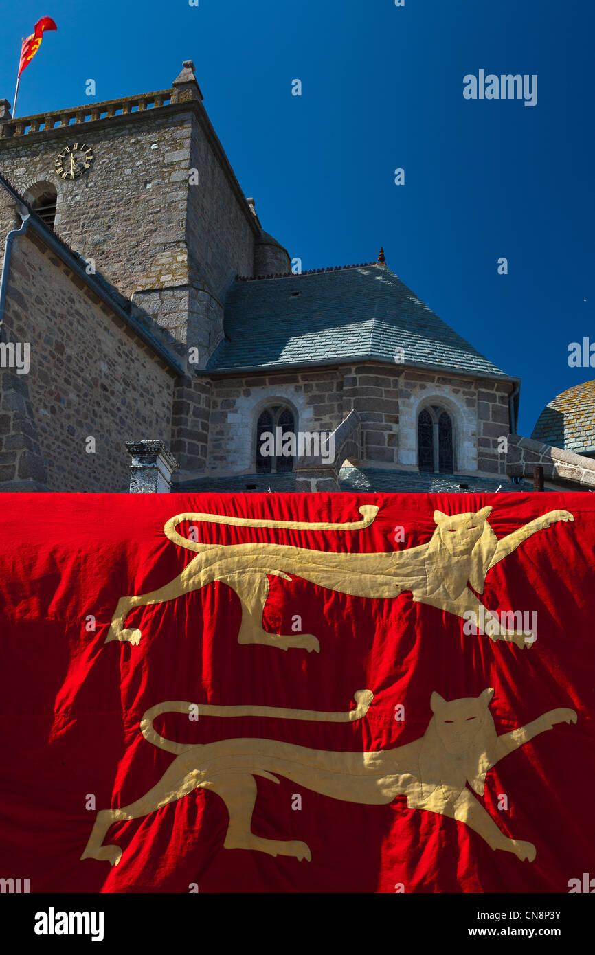 France, Manche, Barfleur, étiqueté Les Plus Beaux Villages de France (Les Plus Beaux Villages de France), Norman, le drapeau Banque D'Images