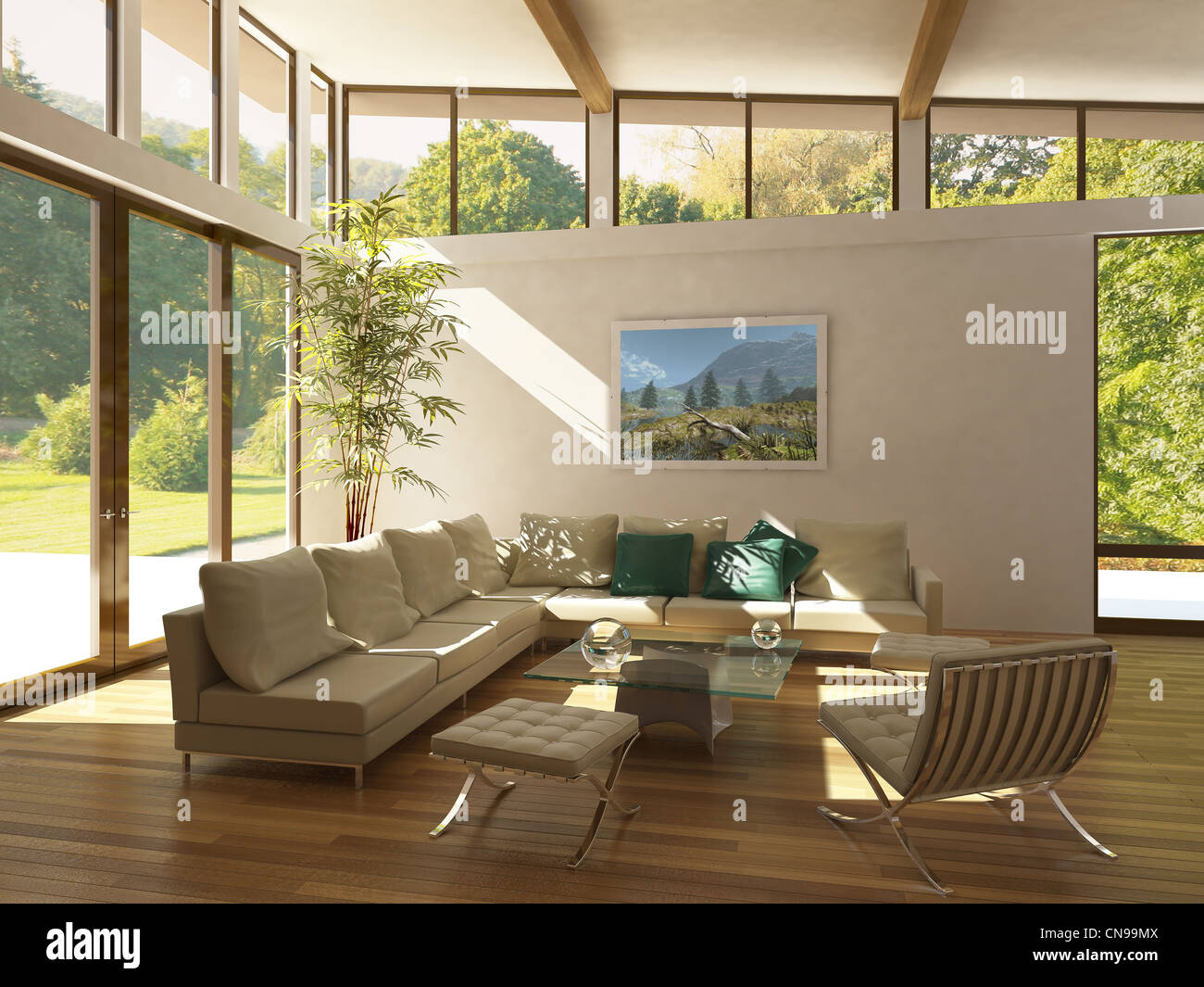 Salon moderne avec de grandes fenêtres, plancher en bois et des plantes. Le vert et les arbres à l'extérieur. Banque D'Images