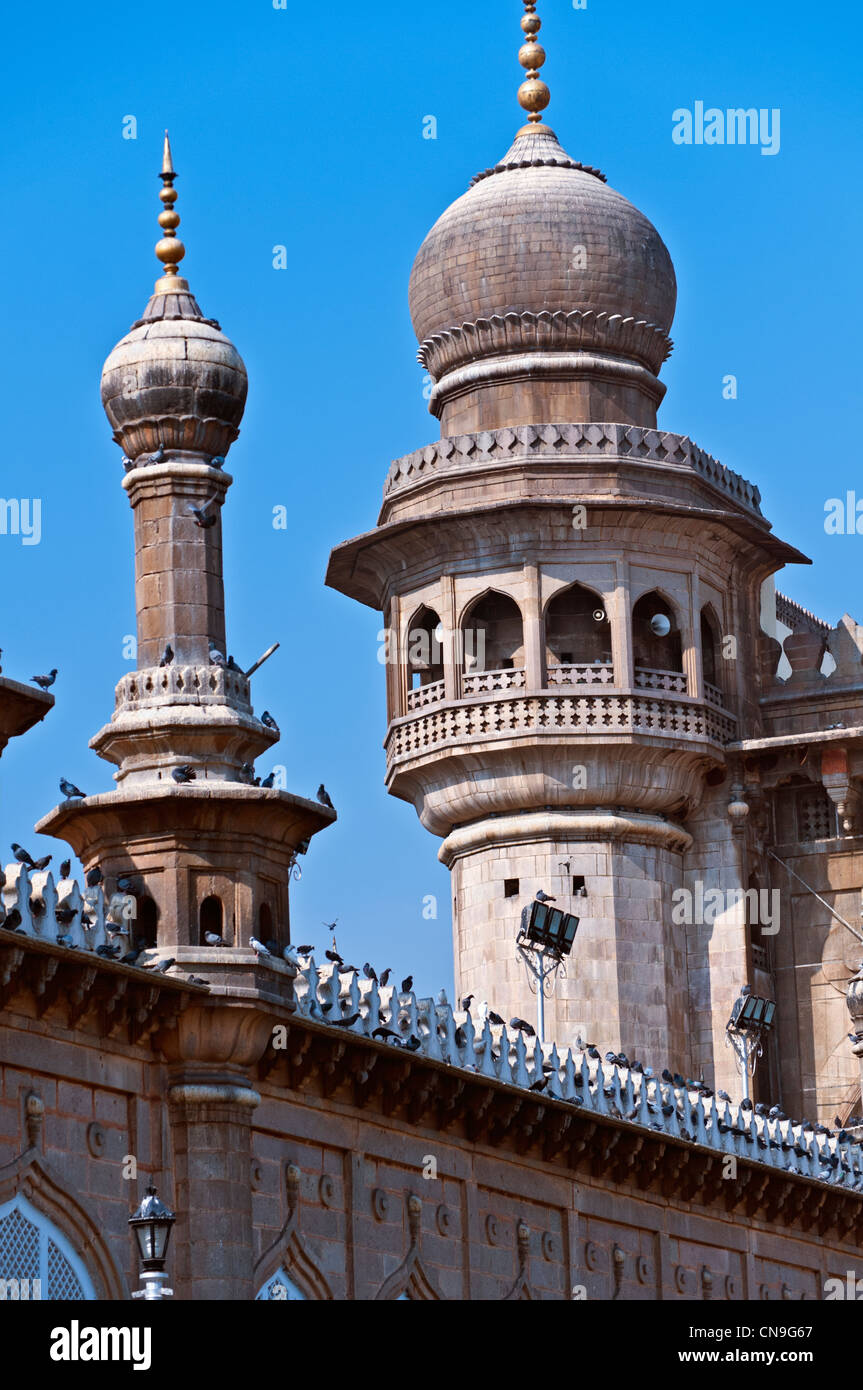 Minaret de la mosquée Masjid Mecque à Hyderabad, Andhra Pradesh, Inde Banque D'Images