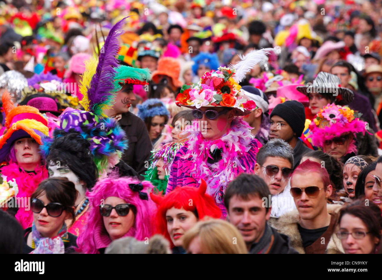 France, Nord, Dunkerque, carnaval de Dunkerque, carnival festivaliers à parade Banque D'Images