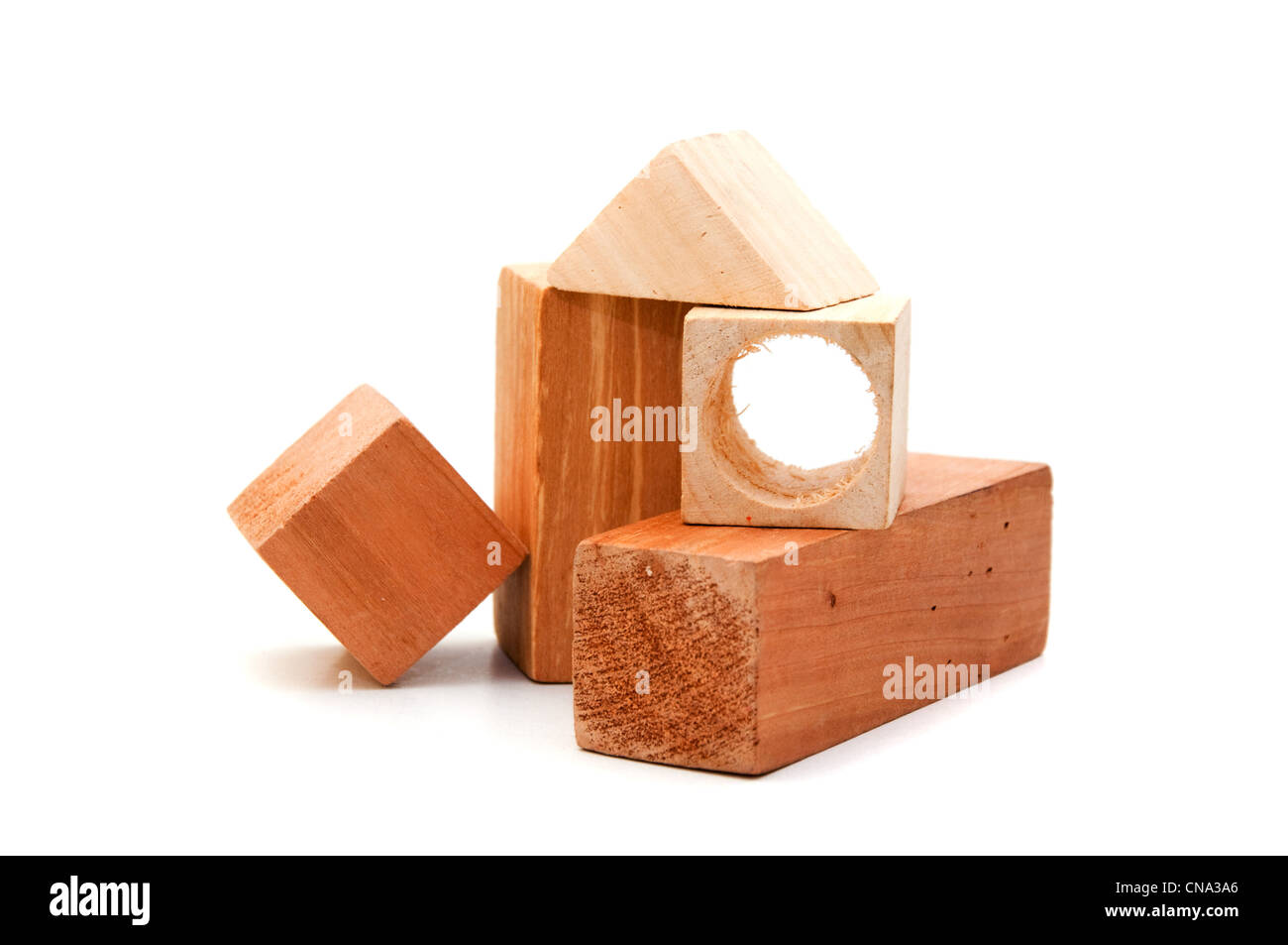 Mini puzzle en bois, de l'image est prise sur un fond blanc. Banque D'Images