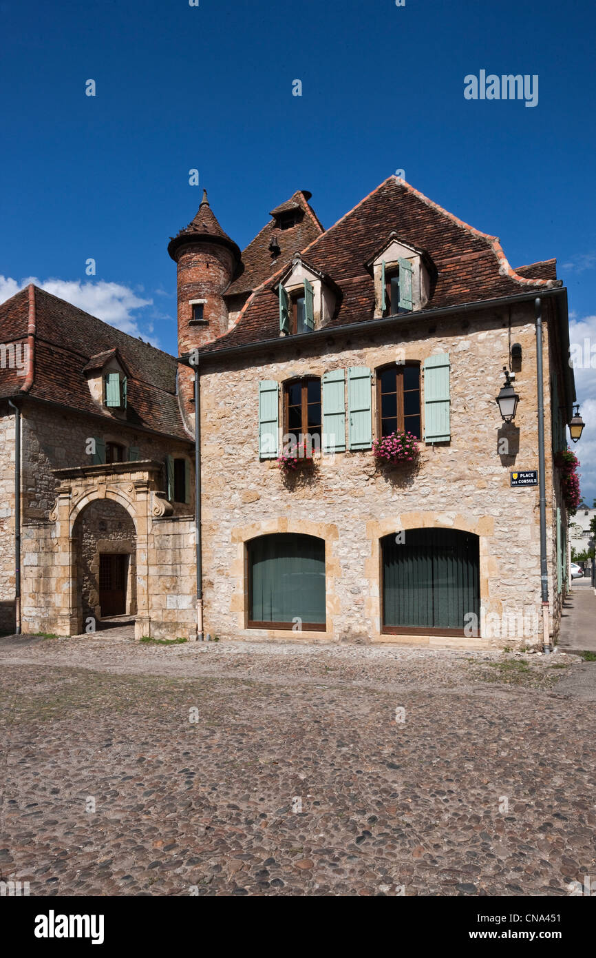 France, Lot, Bretenoux, maison du xve siècle sur la Place des Consuls de la Bastide Banque D'Images