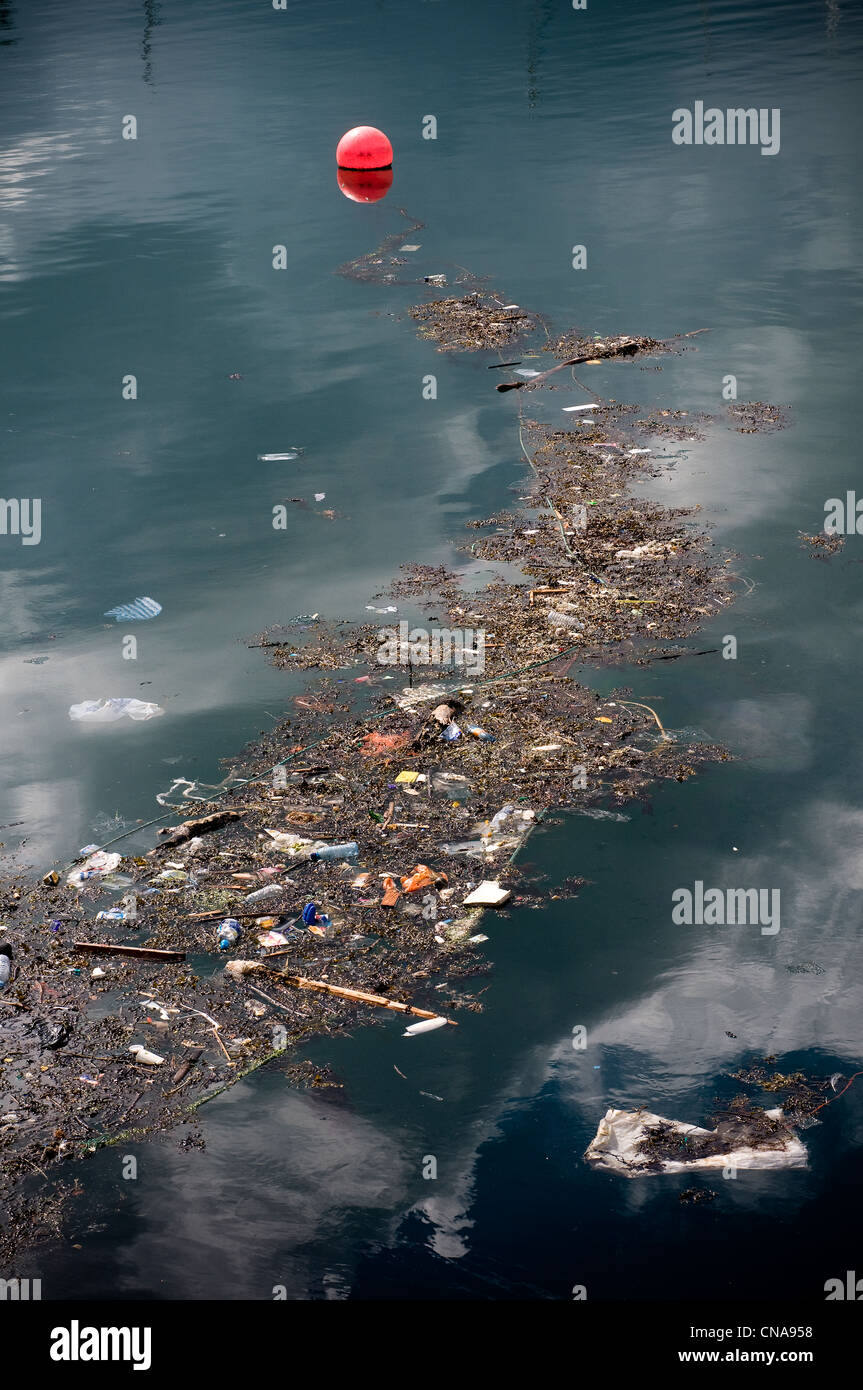Les ordures dans la mer,les ordures et de la pollution sur la mer;ports.'Déchets Du Pacifique' ou 'Eastern Garbage Patch',plastique, plaque de déchets Banque D'Images