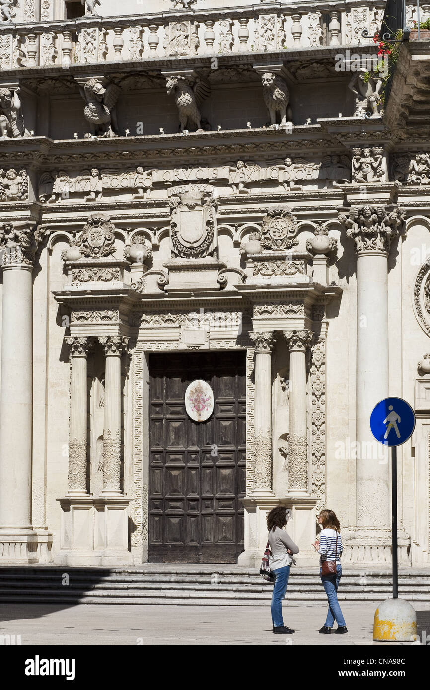 Italie, Pouilles, Lecce, la basilique Santa Croce construite au 16ème et 17ème siècle Banque D'Images