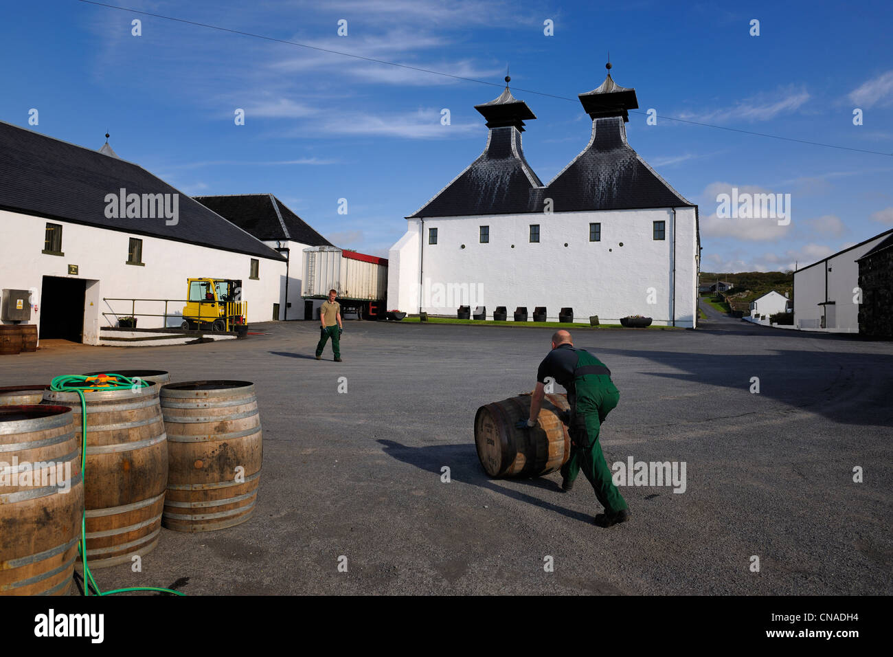 Royaume-uni, Ecosse, Hébrides intérieures, l'île d'Islay, Port Ellen, Scotch whisky Ardbeg Distillery Banque D'Images