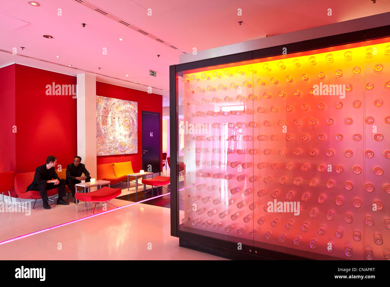 L'Autriche, Vienne, anneau, Meridien Hotel, inauguré en 2003, décoré par Yvonne Gold, Shambala Bar Banque D'Images