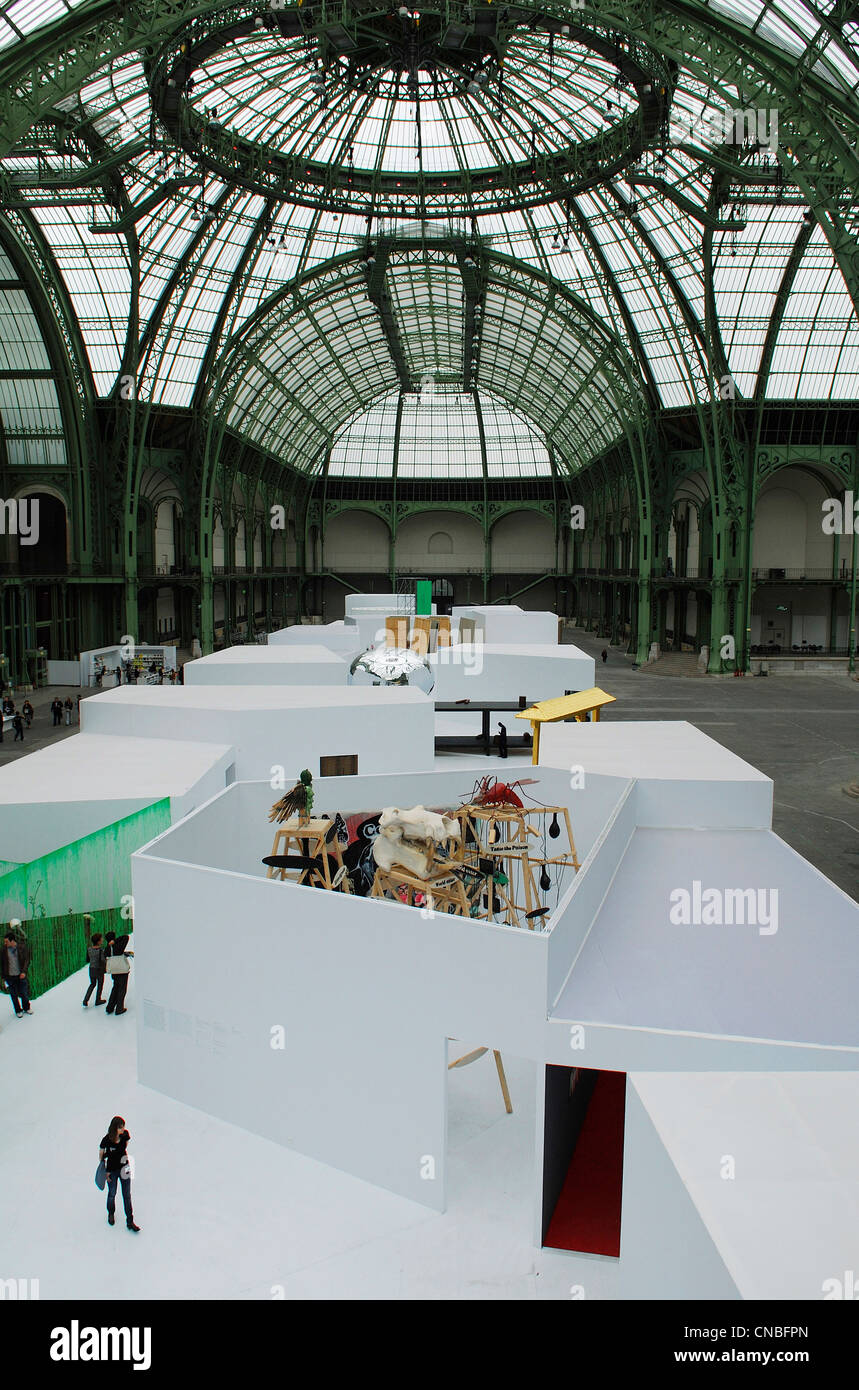 France, Paris, l'intérieur du Grand Palais, Avenue Winston Churchill, exposition d'Art Contemporain Banque D'Images