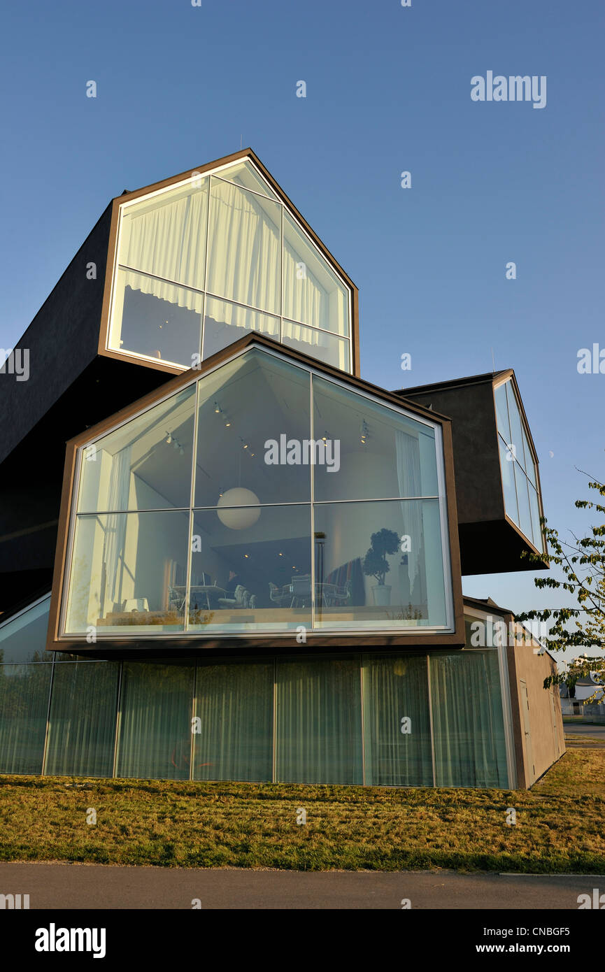 Allemagne, Baden Wuerttemberg, Weil am Rhein, Vitra maison, 17 maisons entassées par les architectes Herzog et de Meuron Banque D'Images