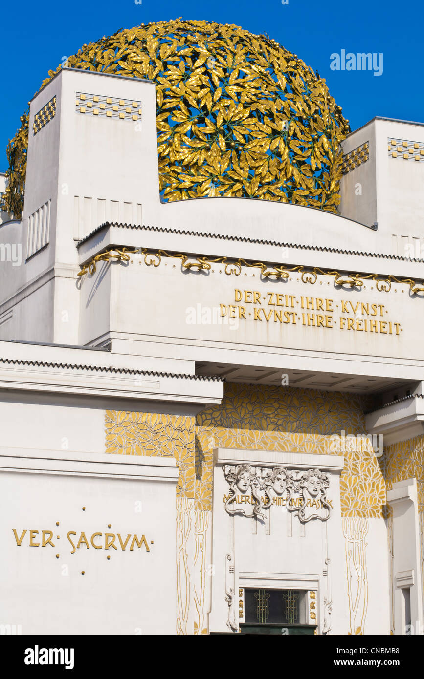 L'Autriche, Vienne, le Palais de la Sécession, imaginé par Otto Wagner et Gustav Klimt, construit par Joseph Maria Olbrich en 1897, avec le Banque D'Images