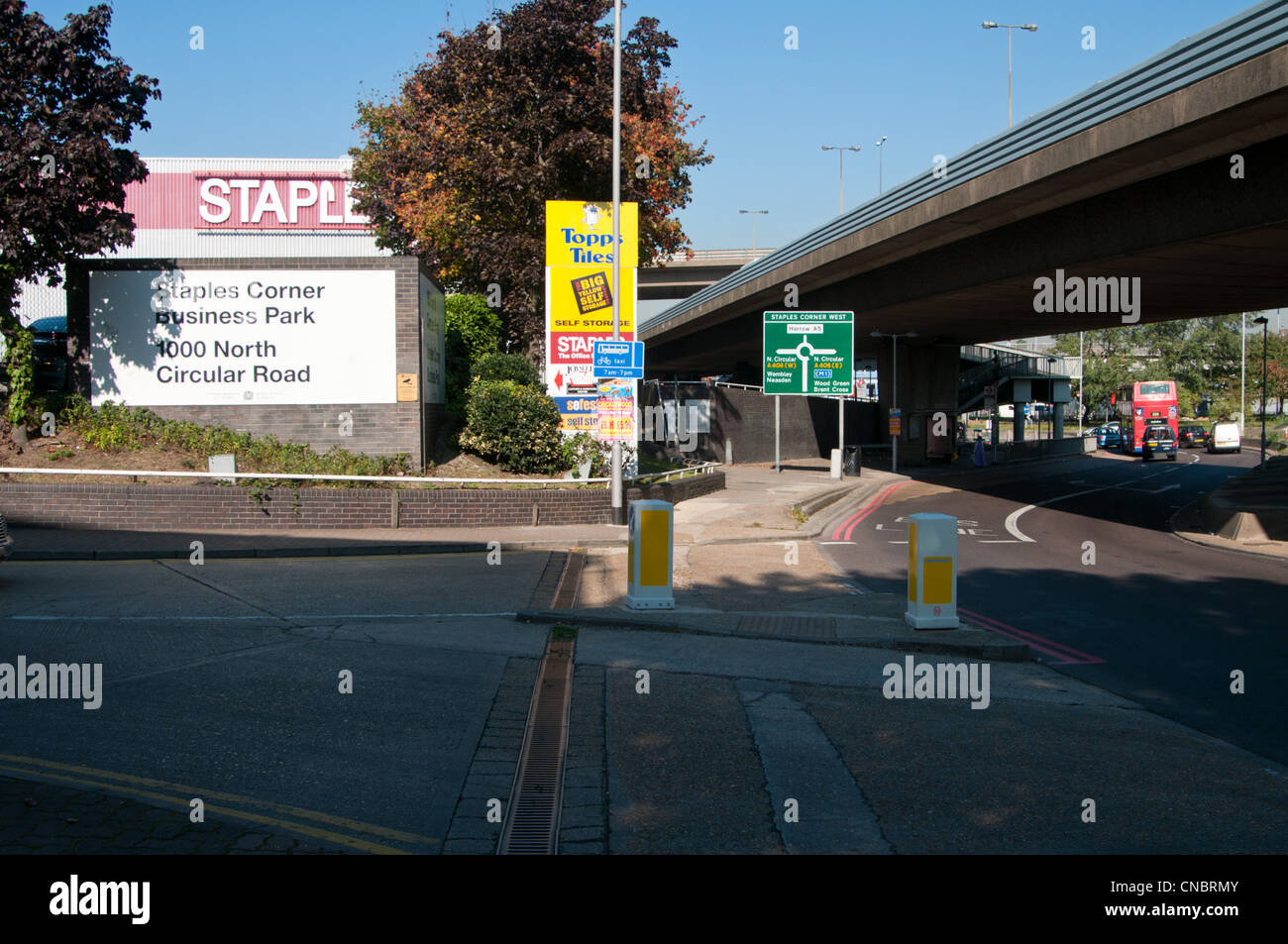 Staples Corner, Edgware Road A5, Londres. Banque D'Images