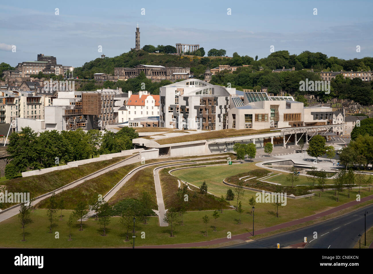 Le bâtiment du parlement écossais à Holyrood conçu par l'architecte Catalan Enric Miralles et ouvert en octobre 2004. Banque D'Images