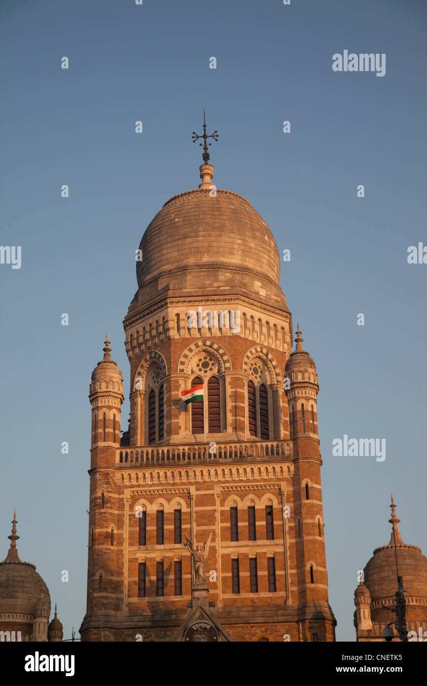 L'Inde, Maharashtra, Mumbai, la Corporation Municipale bâtiment près de la Victoria Terminus. Banque D'Images