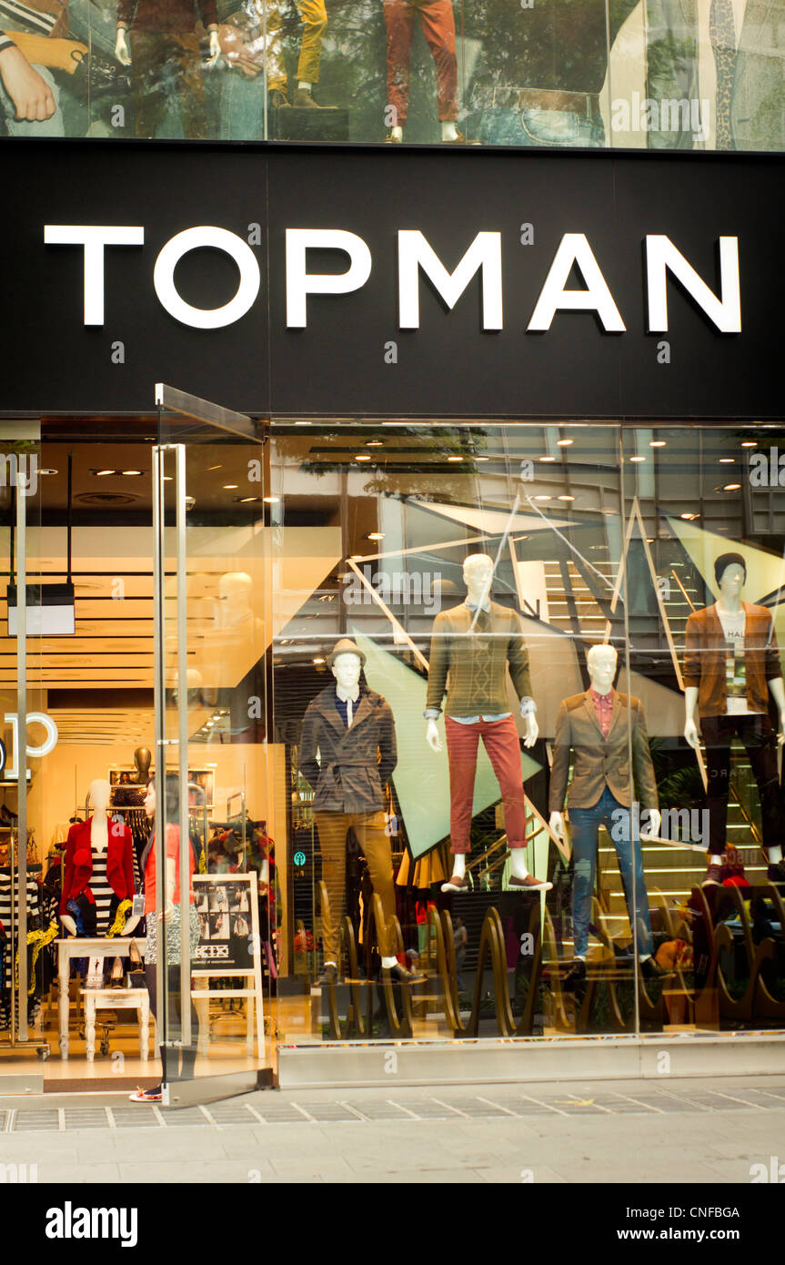 Un tir de magasin Topman dans Orchard road de Singapour Photo Stock - Alamy