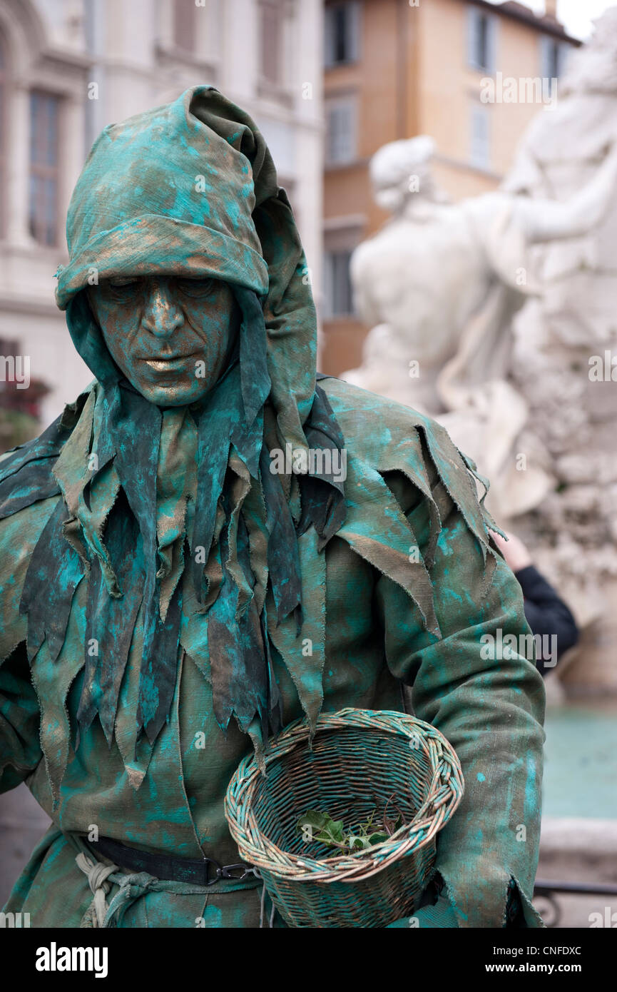Une statue vivante de la Piazza Navona Banque D'Images