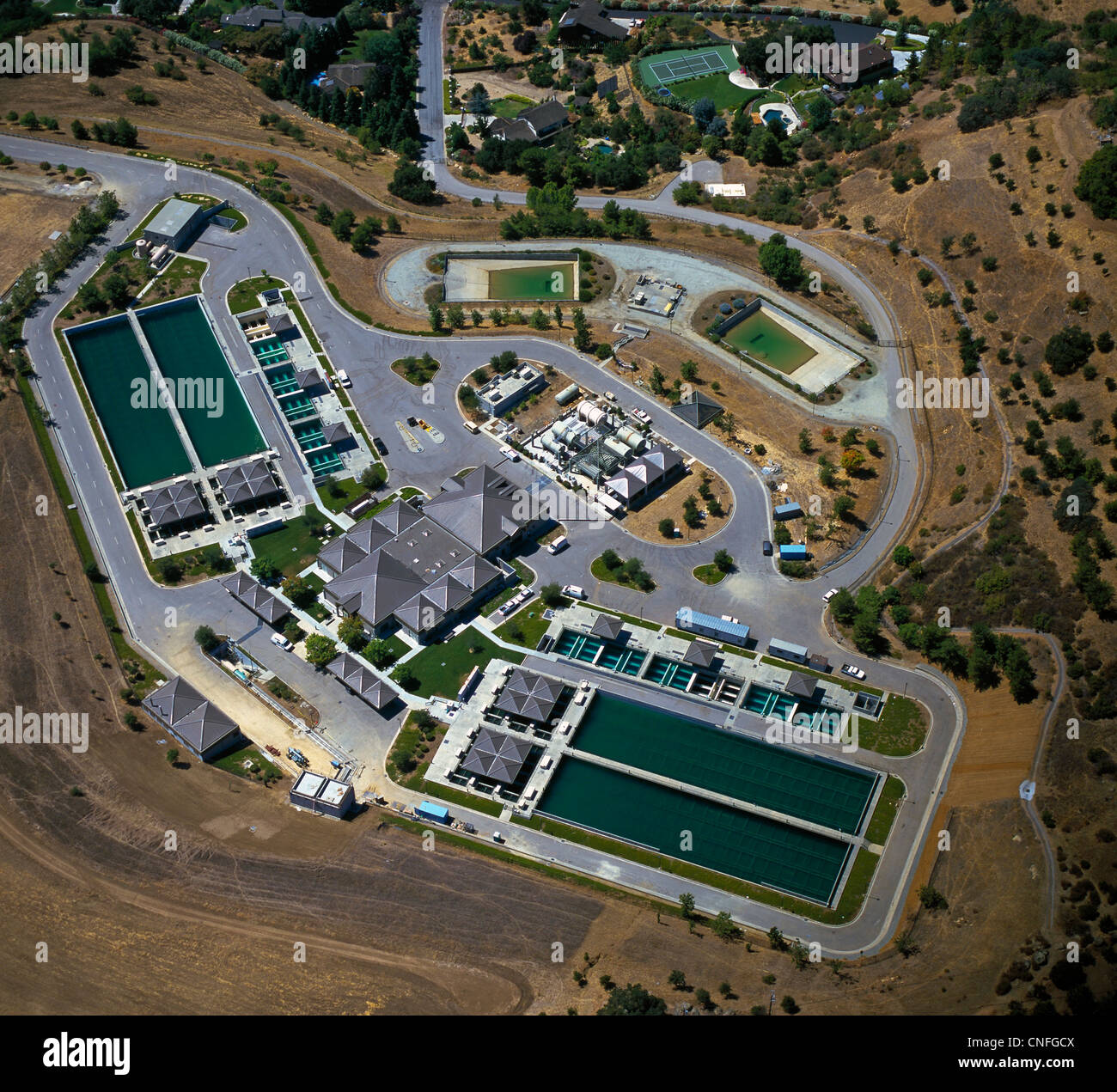 L'usine de traitement des eaux usées de l'antenne au-dessus du comté de Santa Clara en Californie Banque D'Images