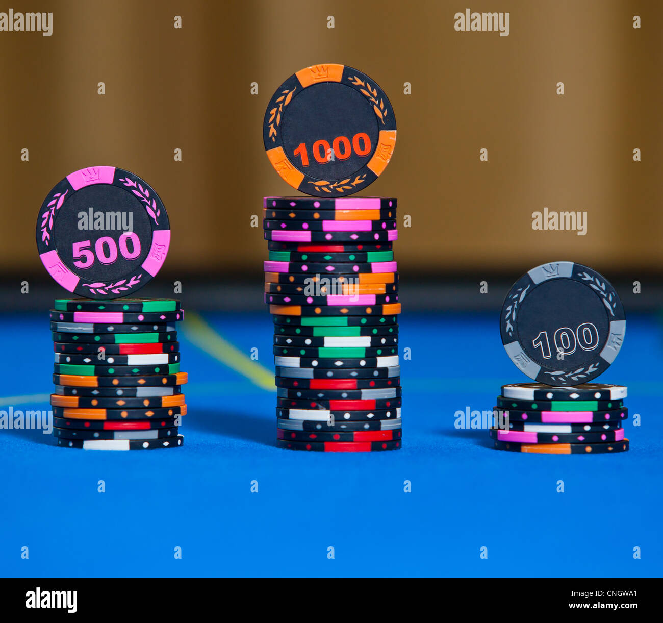 Des jetons sur casino table Banque D'Images