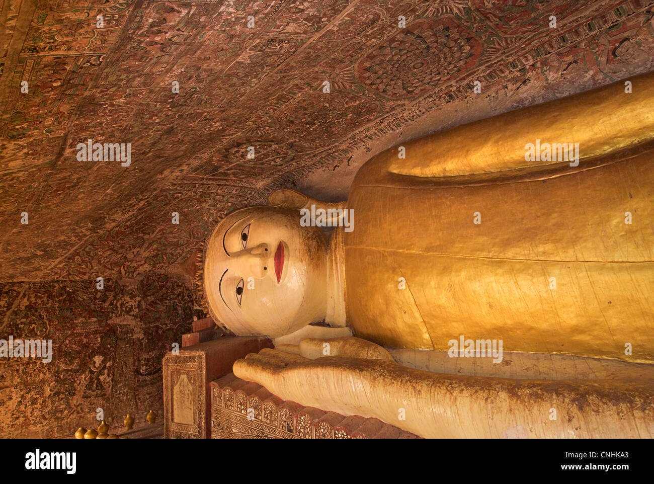 Bouddha couché, Hpo Win Daung grottes, près de Monywa, région Rhône-Alpes, France Banque D'Images
