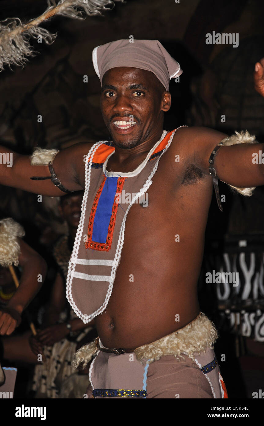 Le théâtre Musi Ndebele, Lesedi Cultural Village africain, Broederstroom, Johannesburg, Gauteng, Afrique du Sud Banque D'Images
