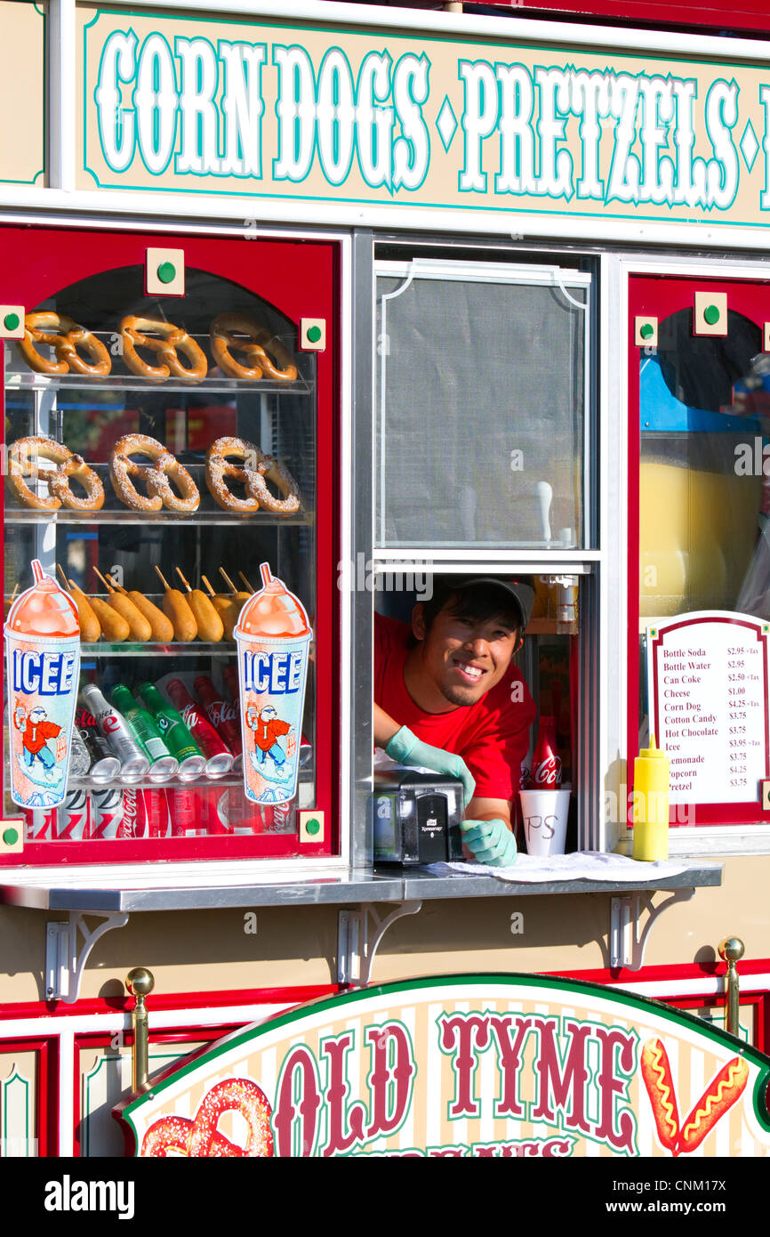Boutique vendant des collations à Pier 39 à San Francisco, Californie, USA. Banque D'Images