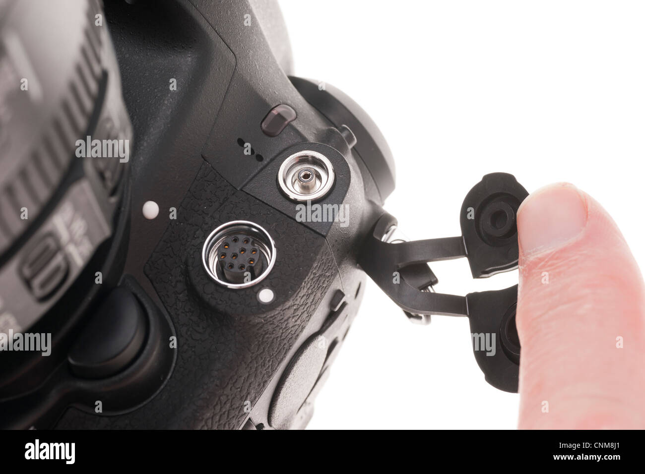 Matériel photographique Nikon D4 - accessoire auxiliaire et sockets flash. Banque D'Images