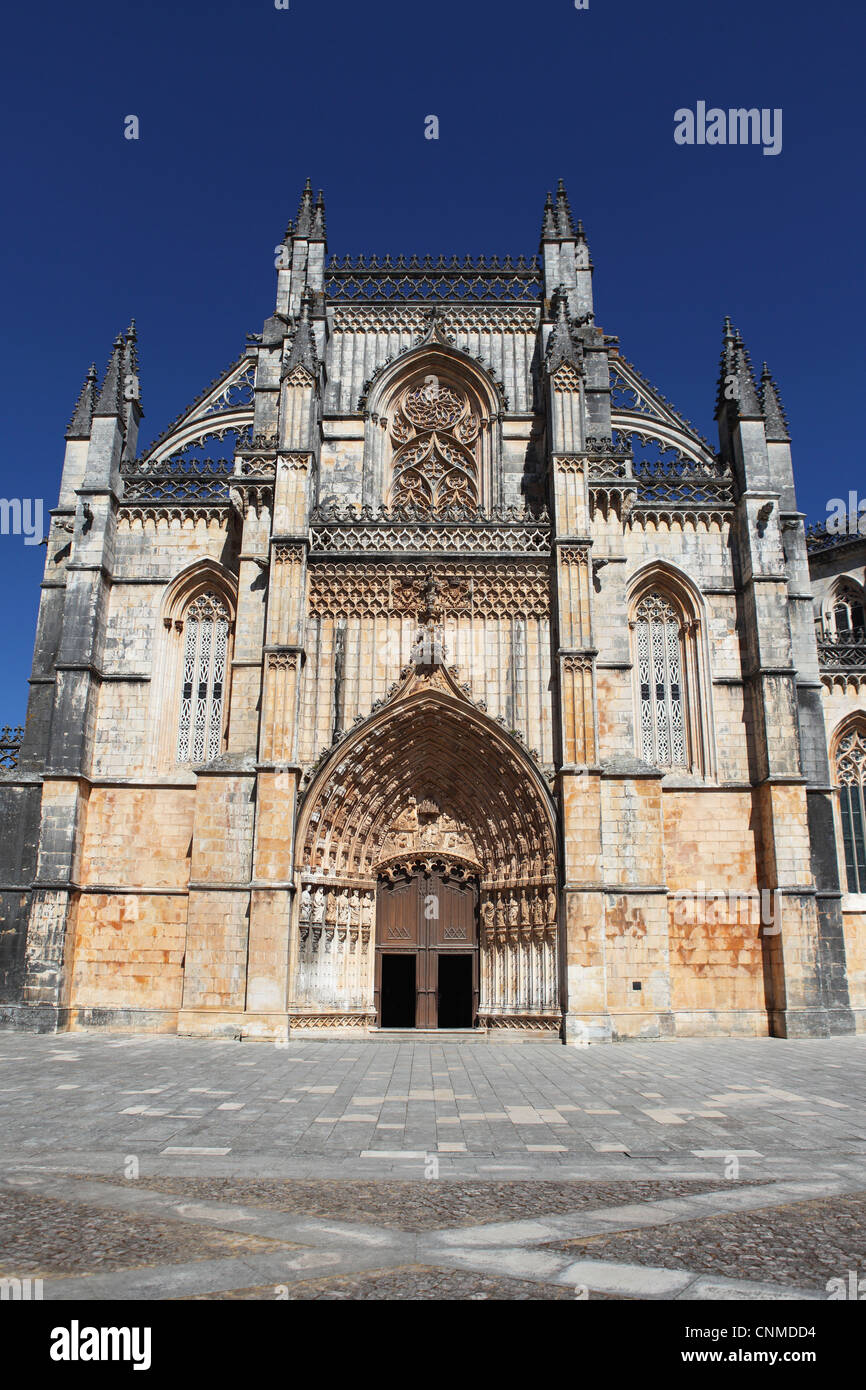 L'Abbaye de Batalha de style gothique manuéline (Mosteiro de Santa Maria da Vitoria), l'Estrémadure, Portugal, Europe Banque D'Images