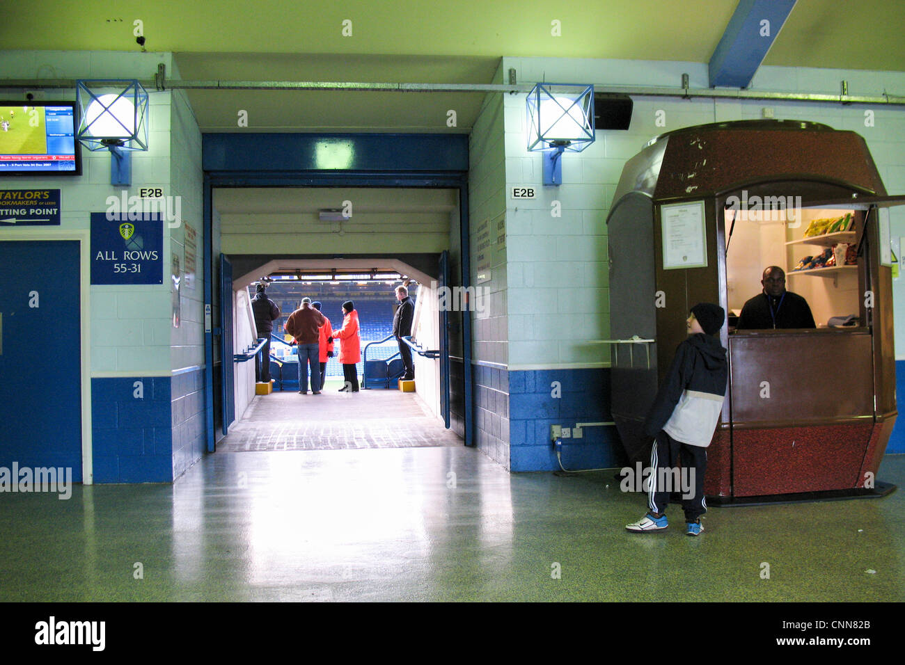 En vertu de la tribune principale à la Leeds United Football Club - Elland Road Banque D'Images