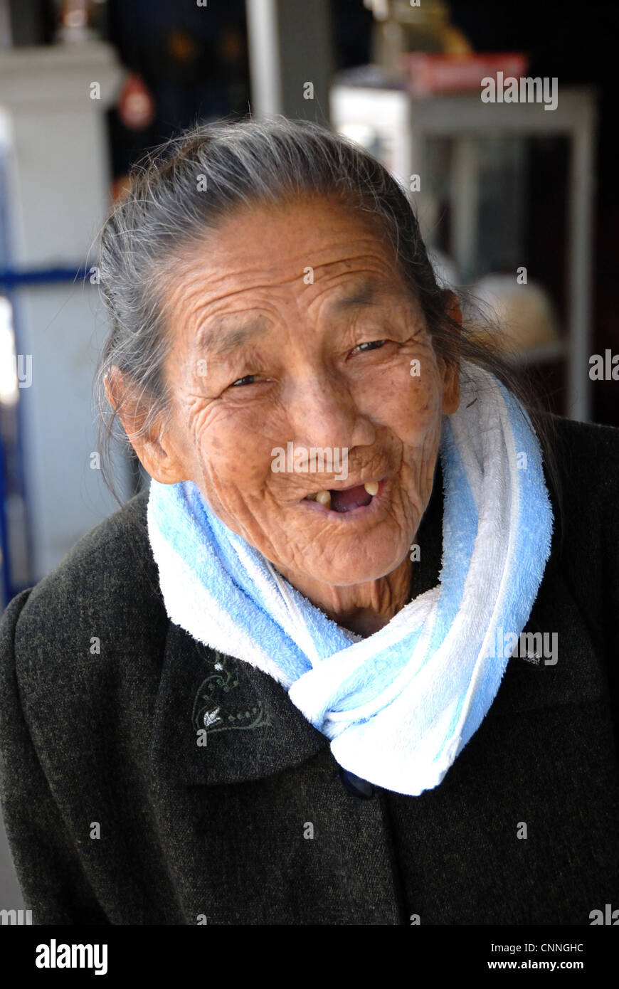 Personnes âgées dame thaïlandaise dans ngey Love Story sur17/01/2009 love story ngey dans Chiang Mai, Thaïlande Banque D'Images
