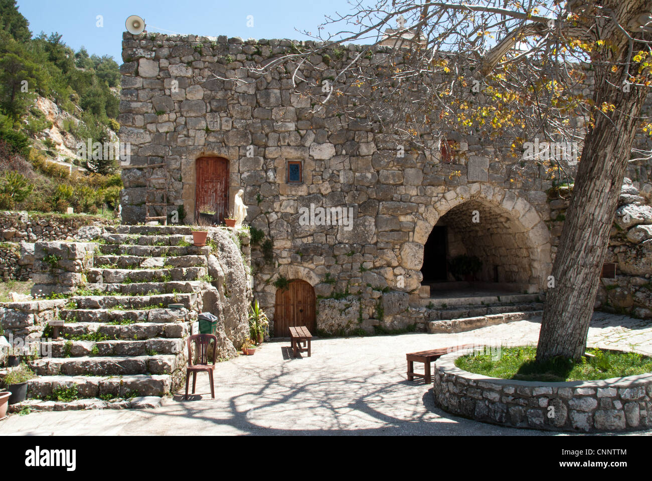 église notre dame du liban Banque de photographies et d’images à haute ...