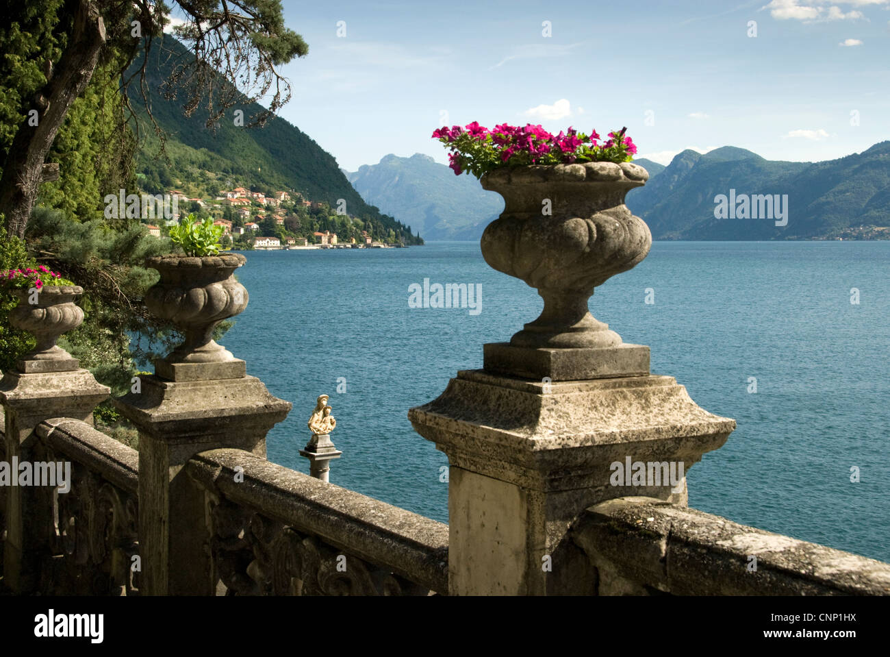Détails ornementaux à Villa Monastero jardins, lac de Côme, Italie. Banque D'Images