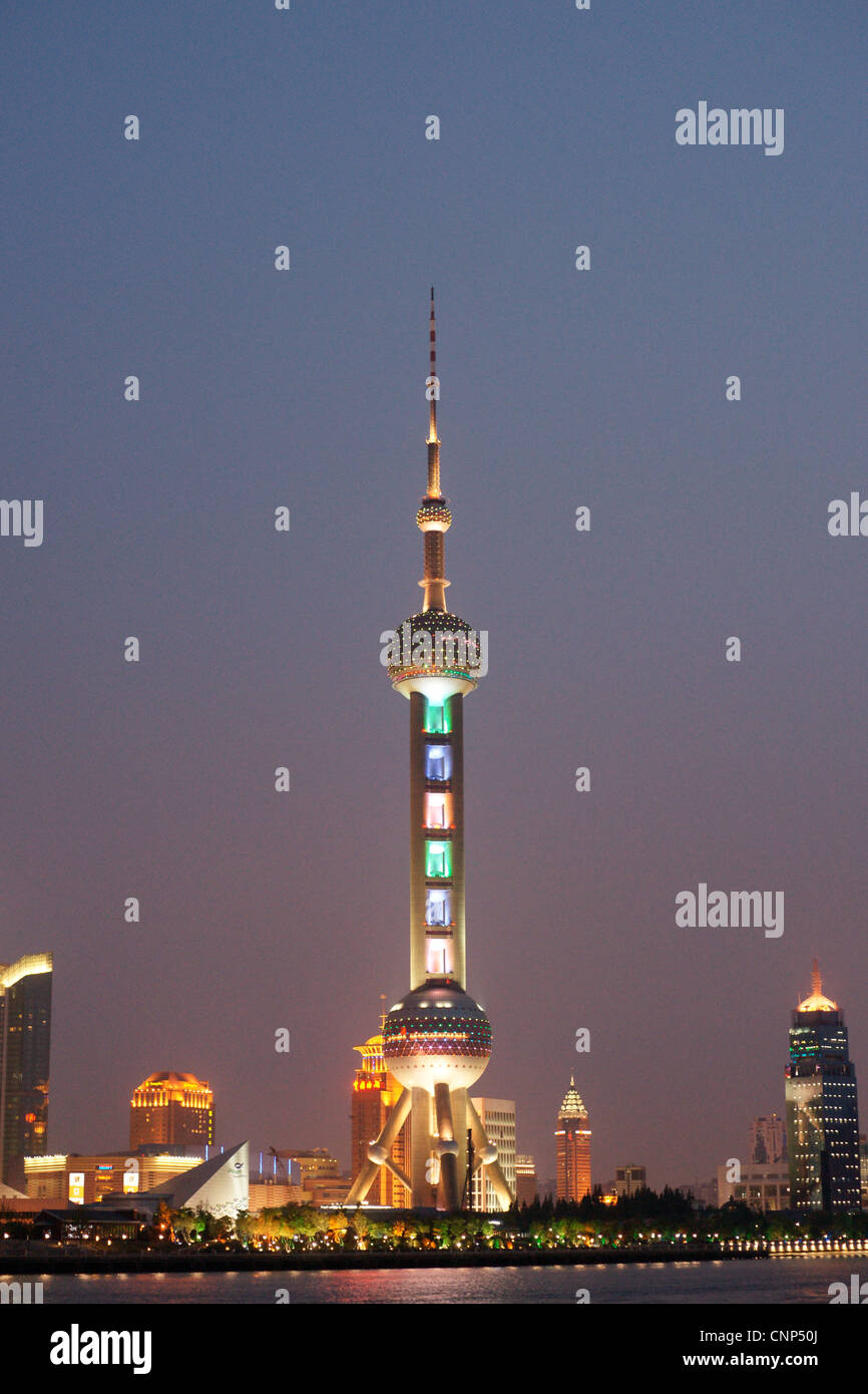 Shanghai Oriental Pearl Tower Banque D'Images