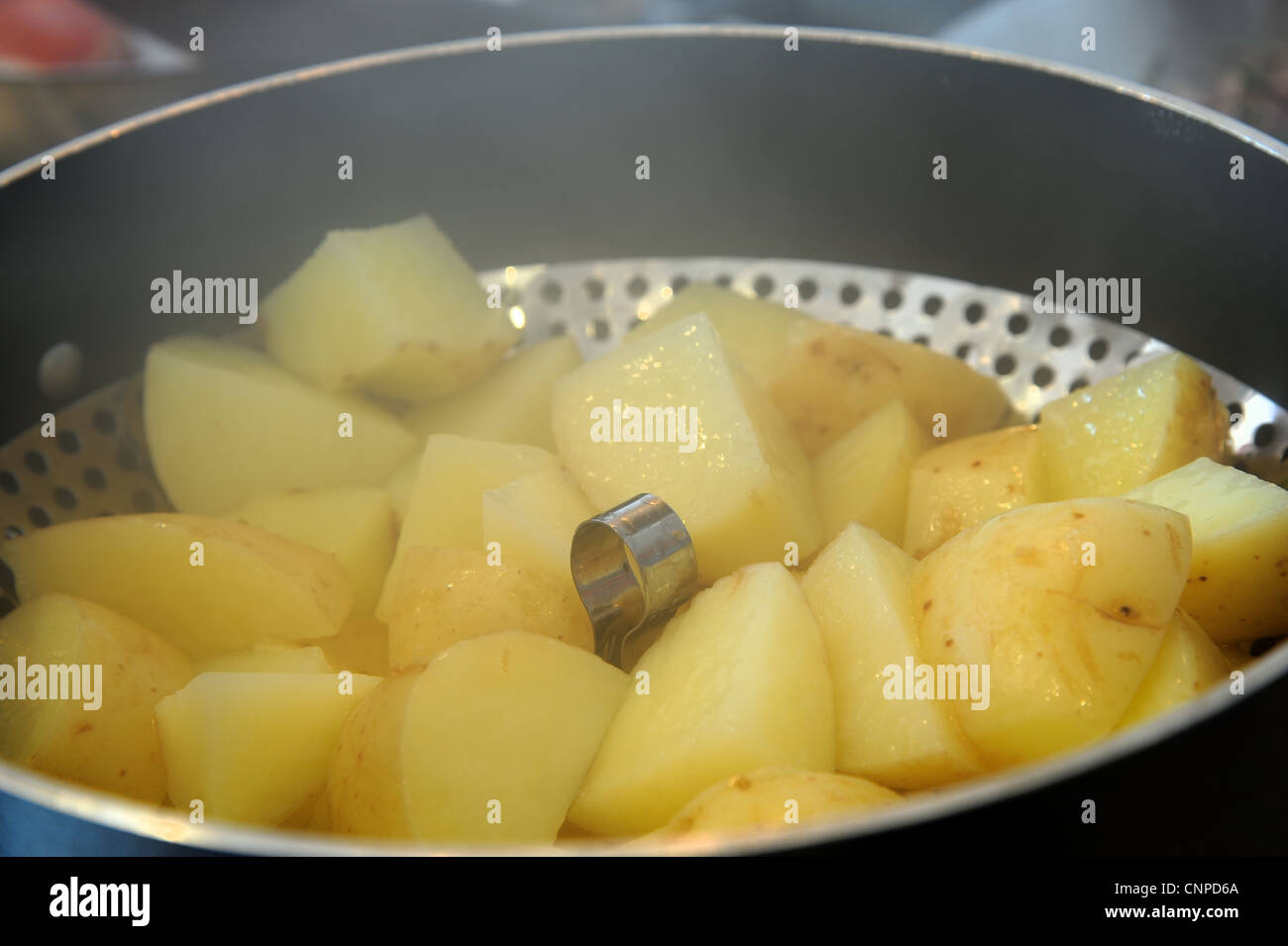 A cose de certaines pommes de terre cuite Banque D'Images