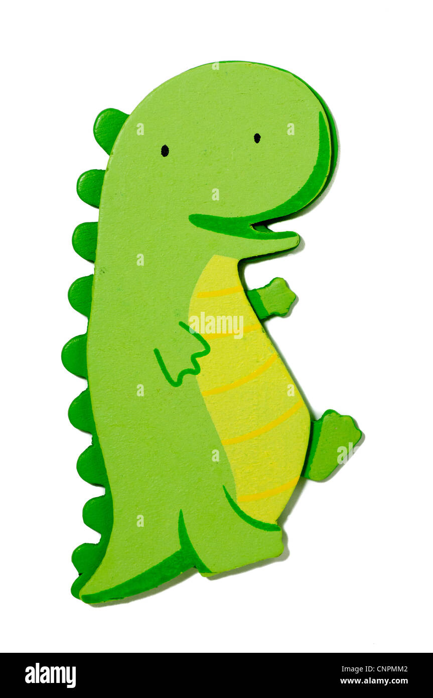 Close up d'un amusement et bête dinosaure vert avec son ventre jaune sur fond blanc Banque D'Images