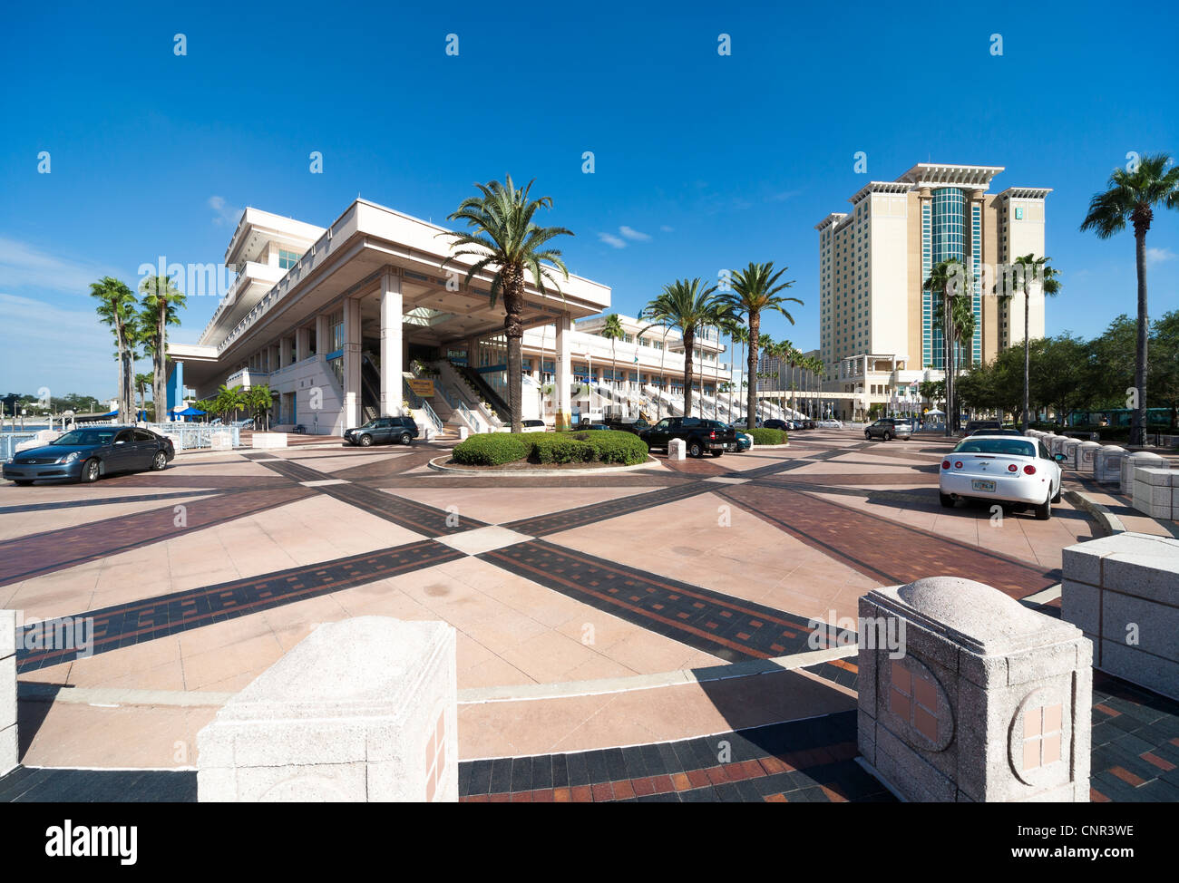 Ville de Tampa Florida, Tampa Convention Center d'extérieur de bâtiment avec entrée principale.Région de Tampa Bay, FL US USA Banque D'Images