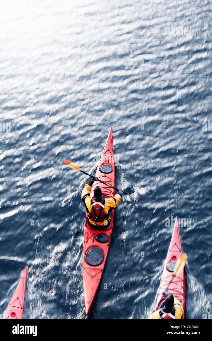 Vue aérienne de kayakistes dans l'eau Banque D'Images