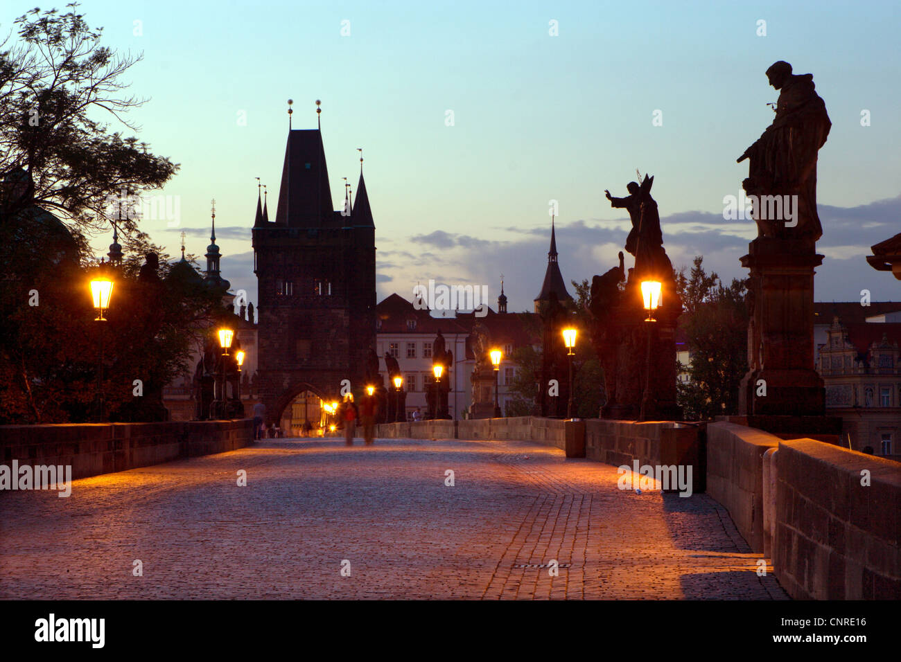 Le pont Charles dans la lumière du soir, la République tchèque, Prague Banque D'Images