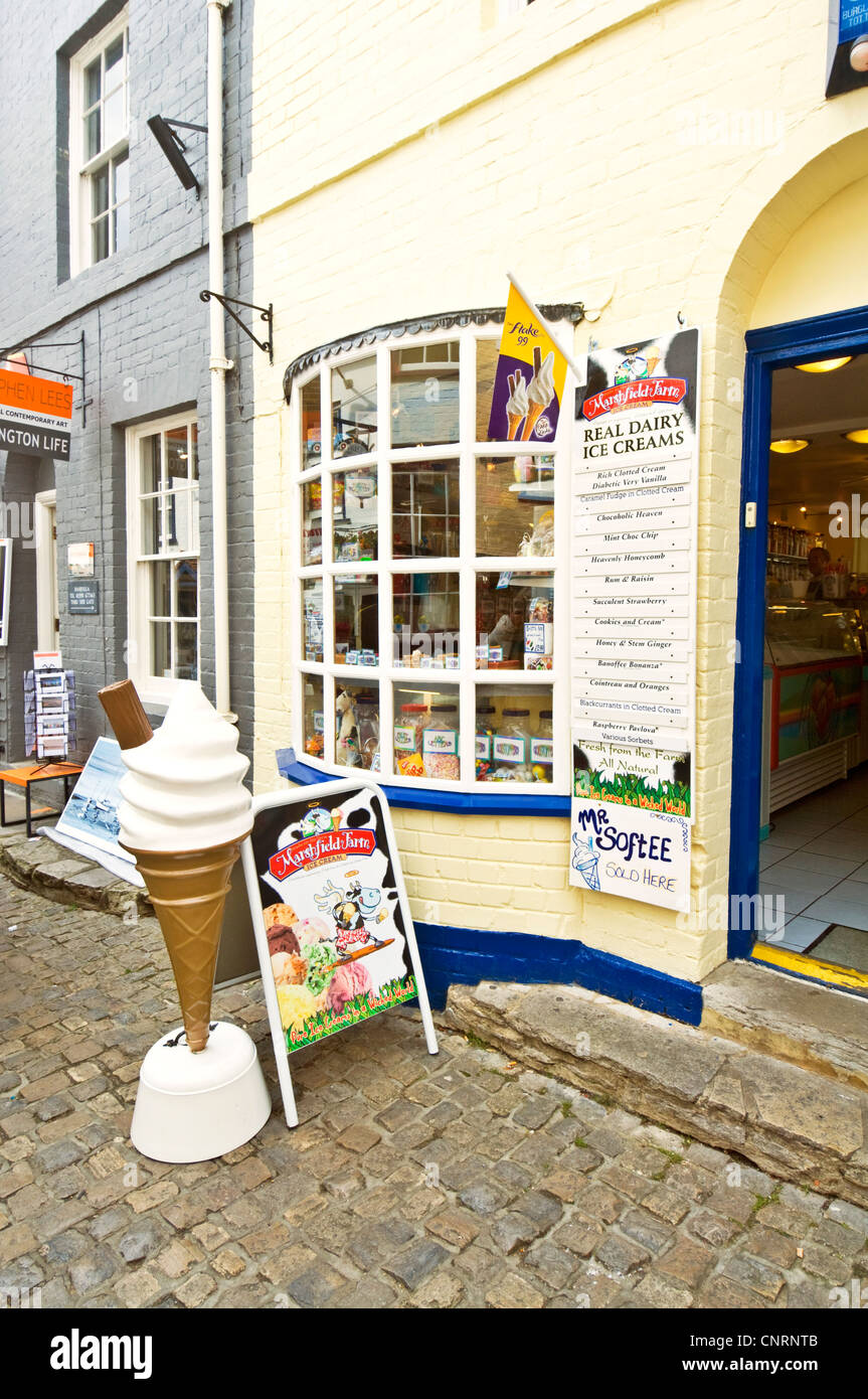Magasin de crème glacée, Lymington, Hampshire, Royaume-Uni Banque D'Images