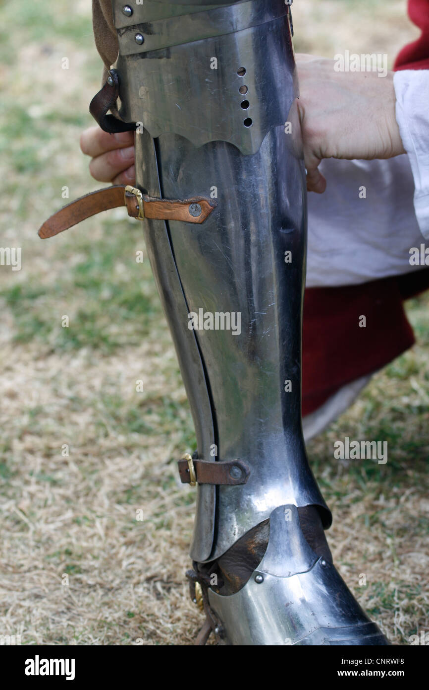 15 Siècle replica armor - Greave(s) - Armure de jambe inférieure Banque D'Images