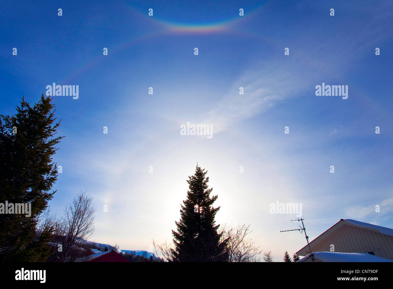 Halo, changements météorologiques en 24 heures, la Norvège, Troms, Tromsoe Banque D'Images