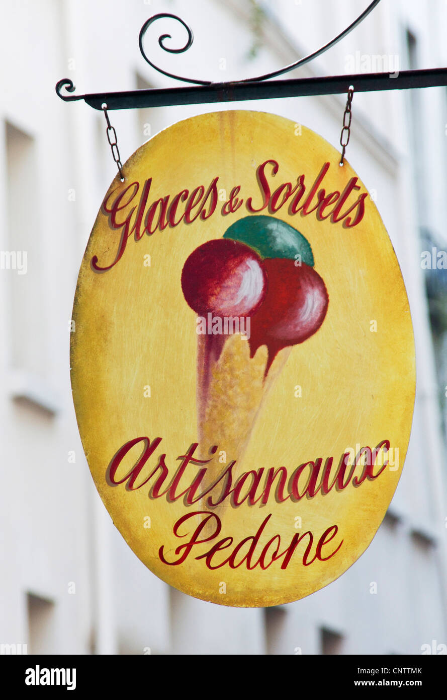 Ice cream shop sign, Paris, France Banque D'Images