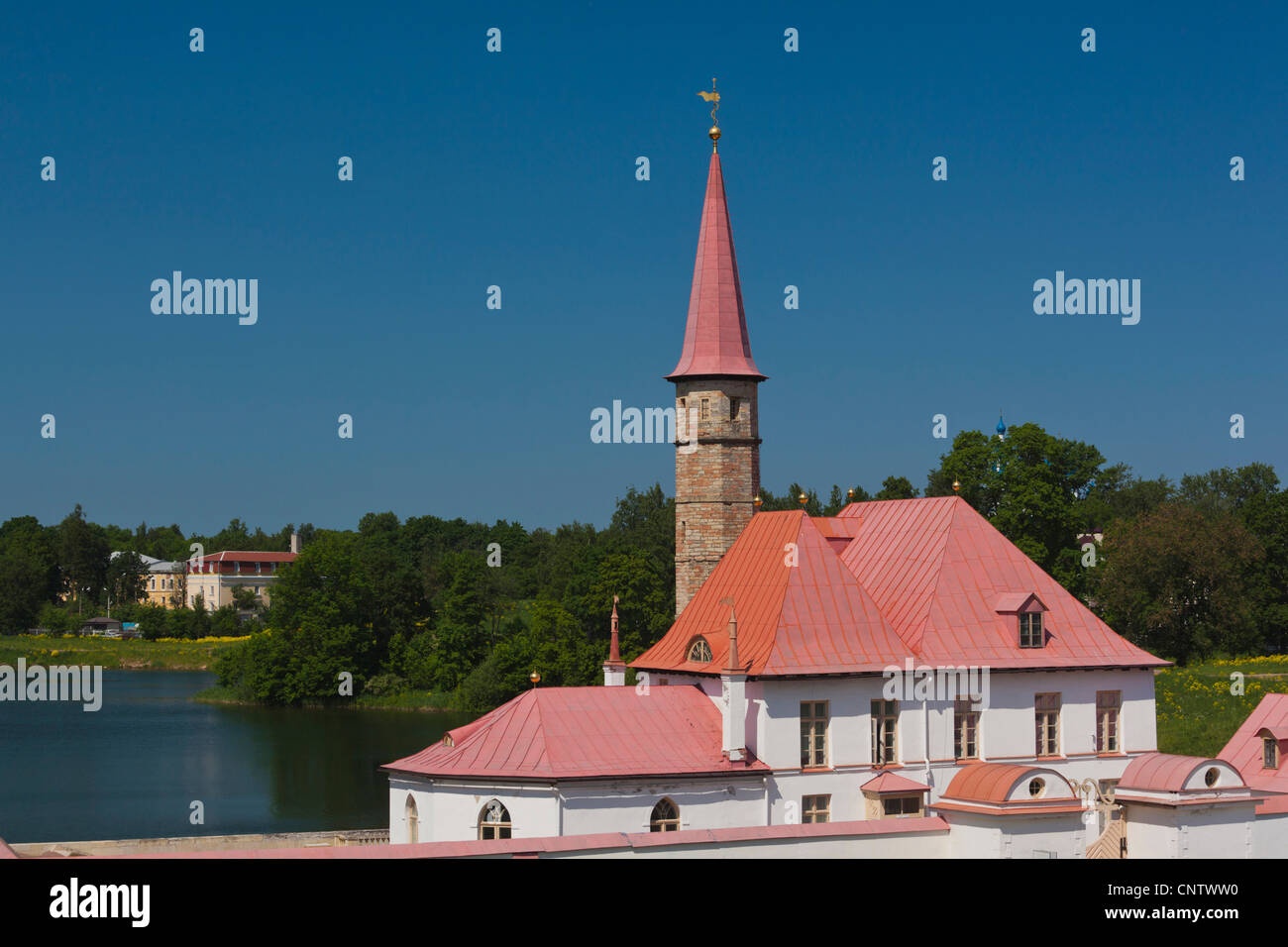 La Russie, Leningradskaya Oblast, Gatchina, Prioratsky Palace, construit par le Tsar Paul I pour les Chevaliers de l'Ordre de Malte, extérieur Banque D'Images