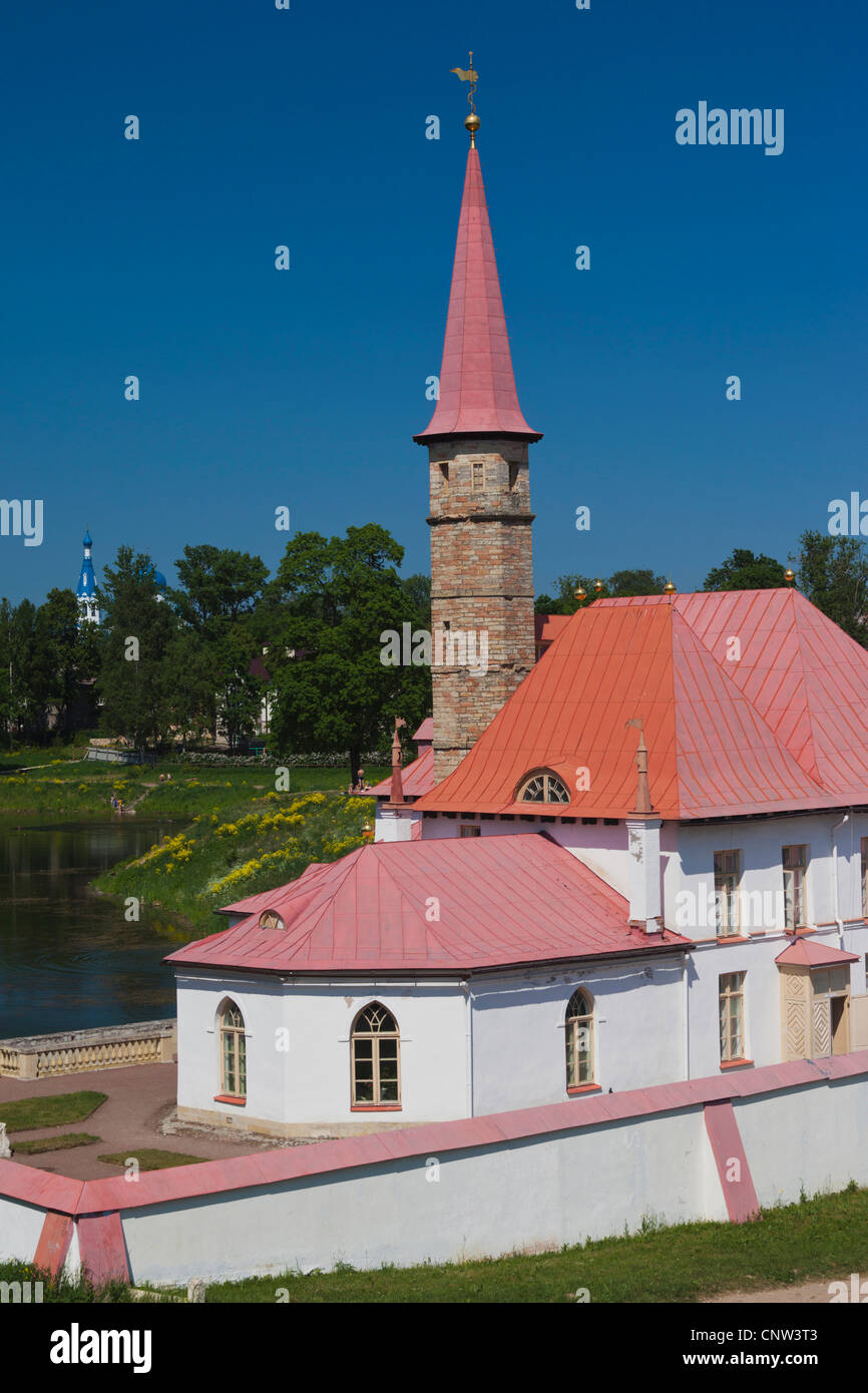 La Russie, Leningradskaya Oblast, Gatchina, Prioratsky Palace, construit par le Tsar Paul I pour les Chevaliers de l'Ordre de Malte, extérieur Banque D'Images