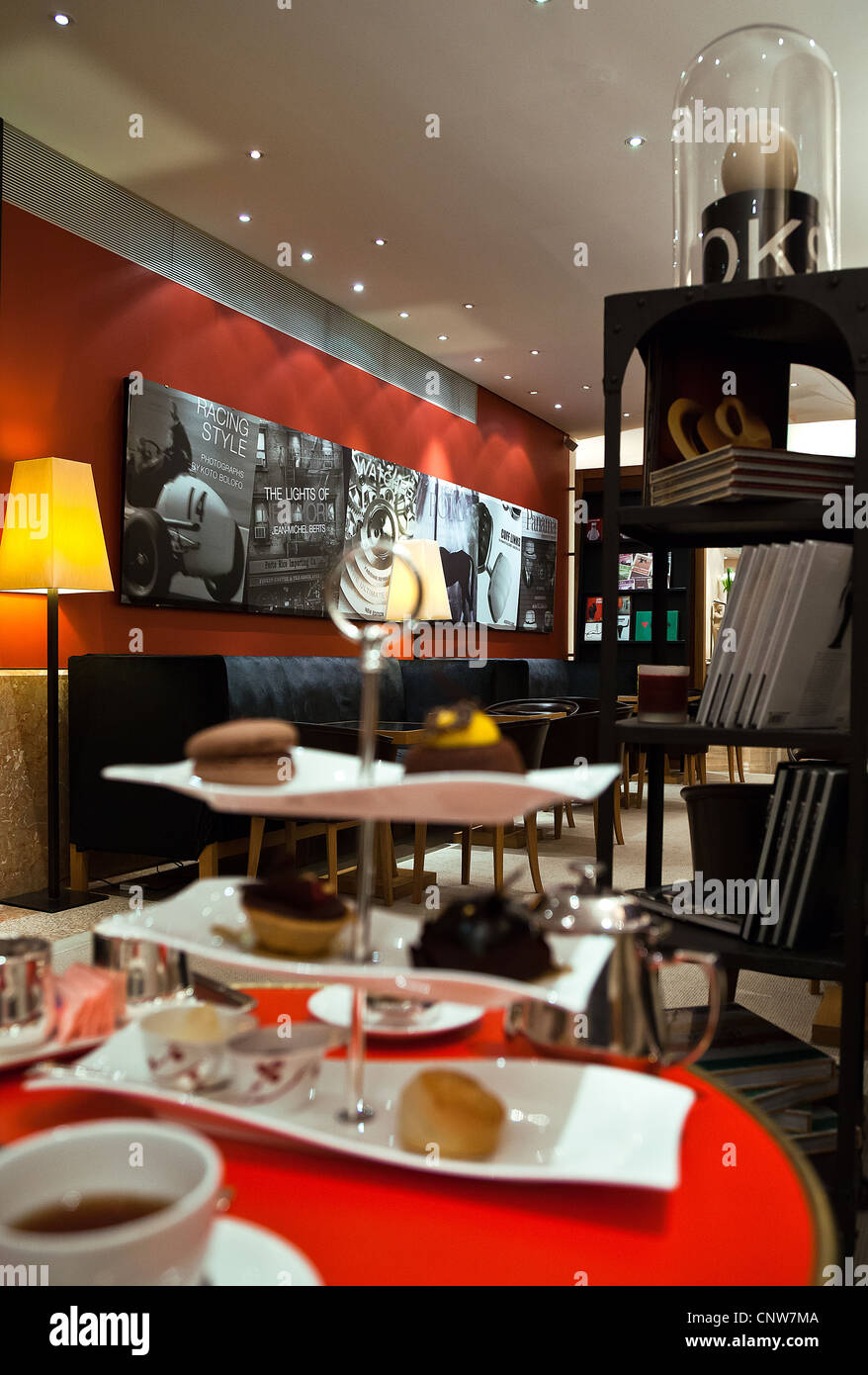 Europe Angleterre Londres, le thé l'après-midi salle de l'hôtel Halkin Banque D'Images