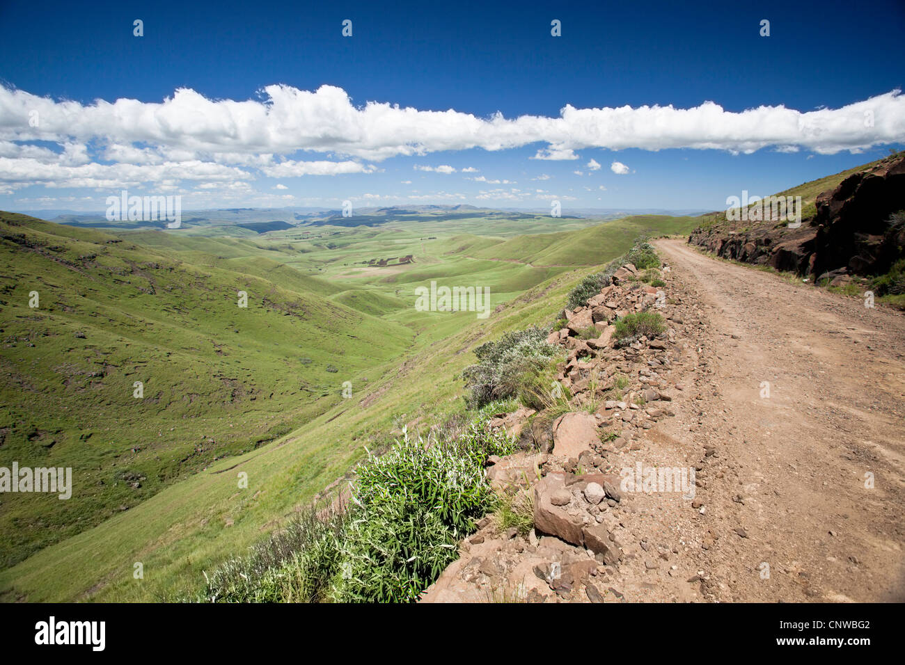 Naude's Nek Pass, le plus haut col routier public en Afrique du Sud sur les montagnes du Drakensberg, Eastern Cape, Afrique du Sud Banque D'Images