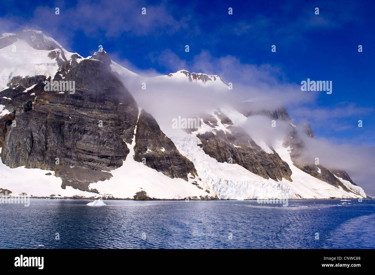 Paysage du Canal Lemaire, l'Antarctique Banque D'Images