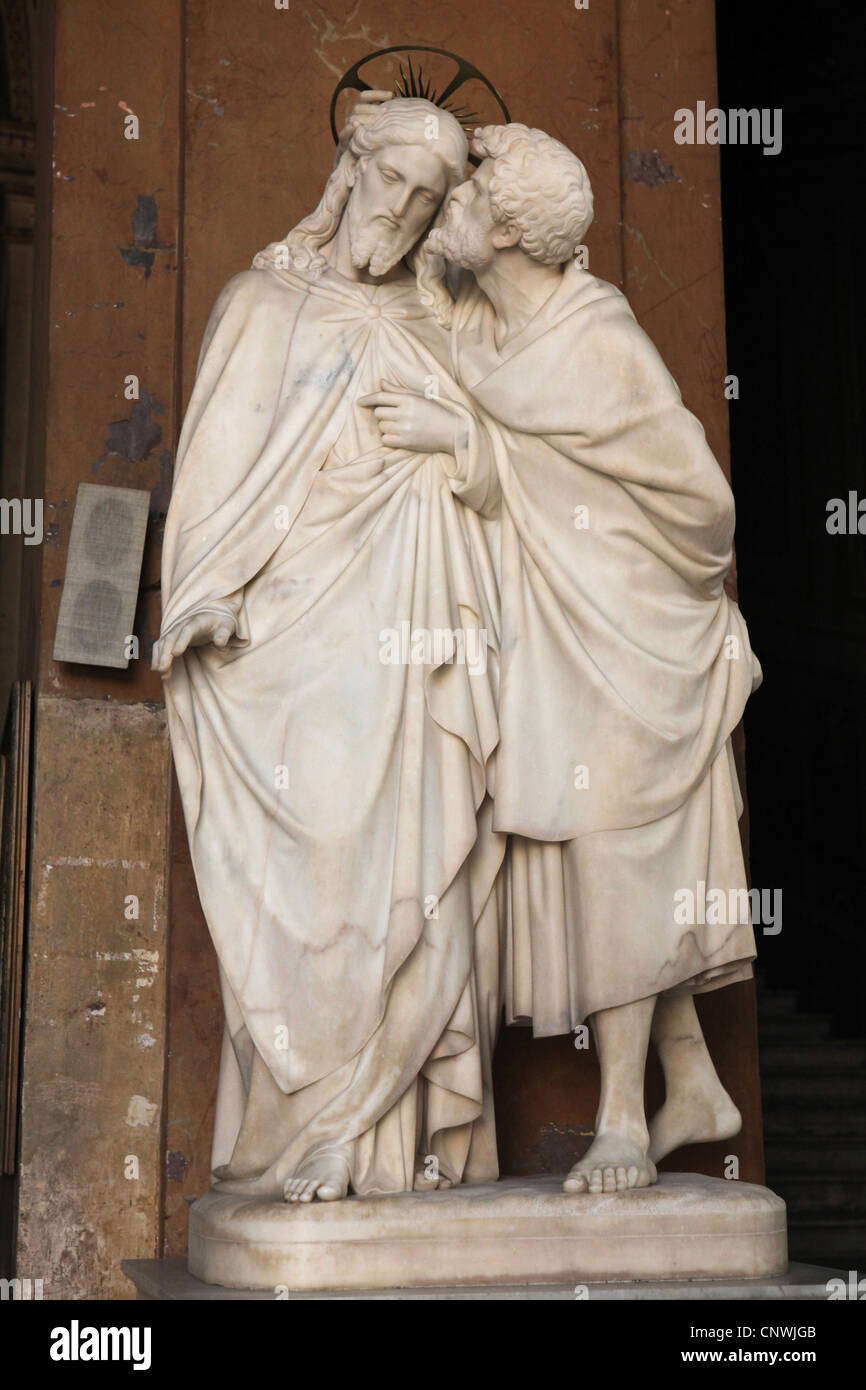 Baiser de Judas. Statue en marbre à côté de la Scala Sancta dans le Palais du Latran à Rome, Italie. Banque D'Images