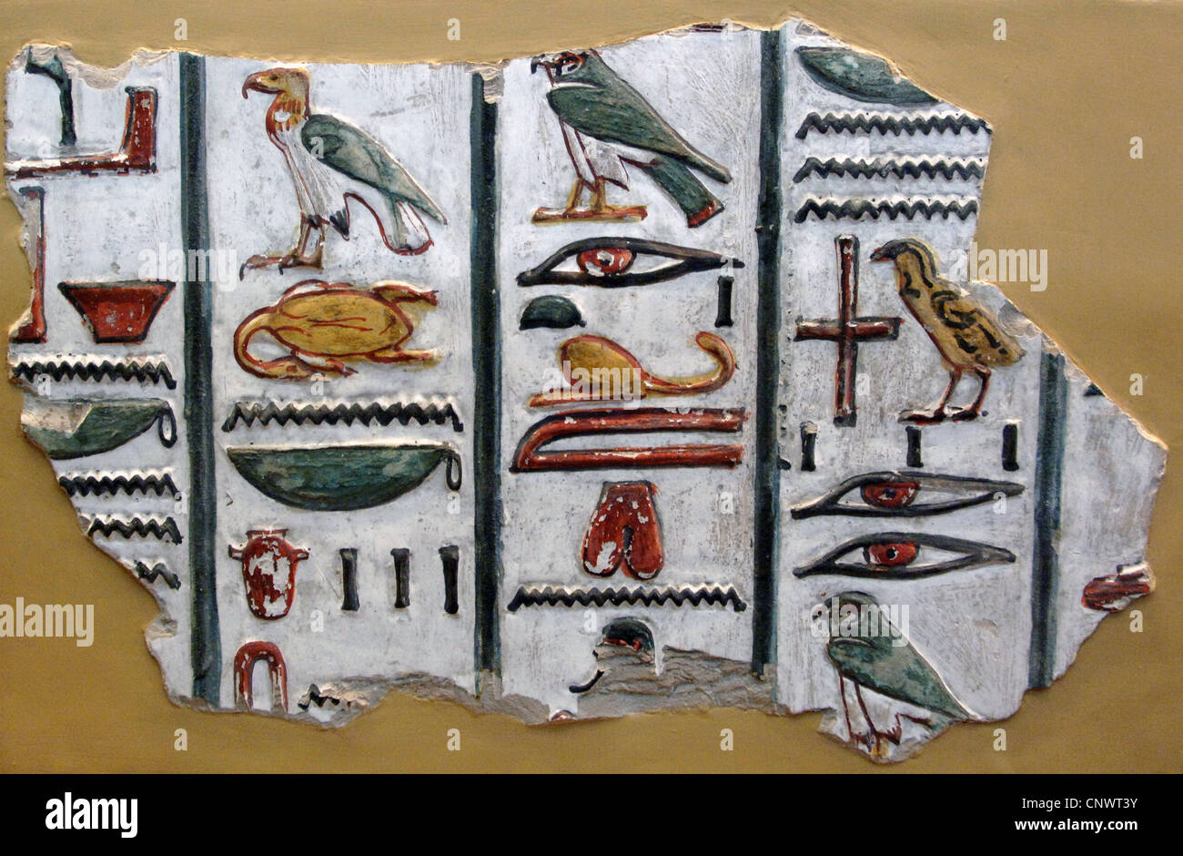 L'écriture hiéroglyphique. Fragment de la décoration murale de la tombe de Seti I (c.1294-1279 BC), xixe dynastie. Nouveau Royaume. Banque D'Images