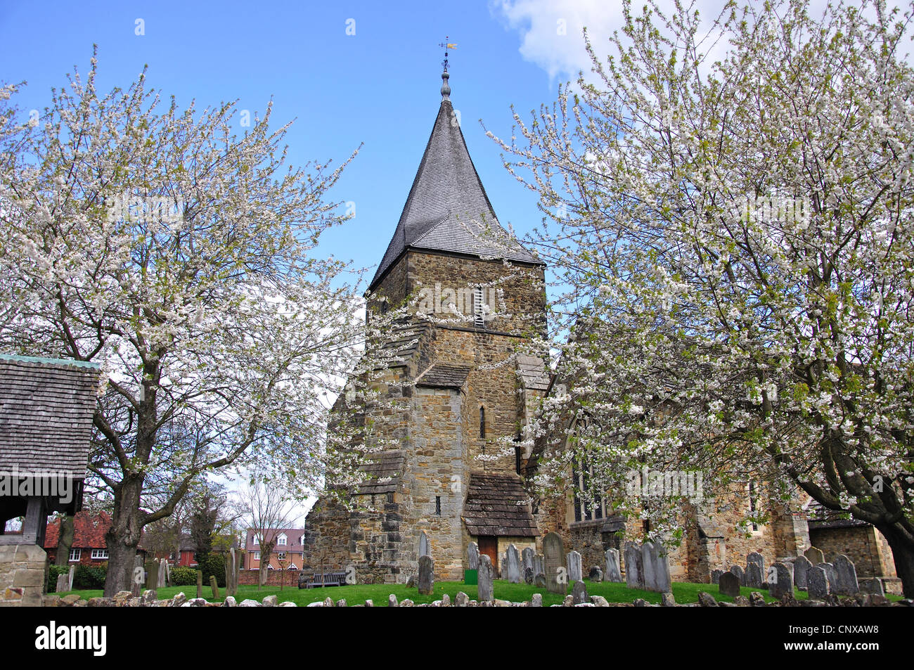 L'église paroissiale de St Pierre et St Paul, la rue de l'Église, Edenbridge, Kent, Angleterre, Royaume-Uni Banque D'Images